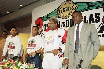 King meets the press