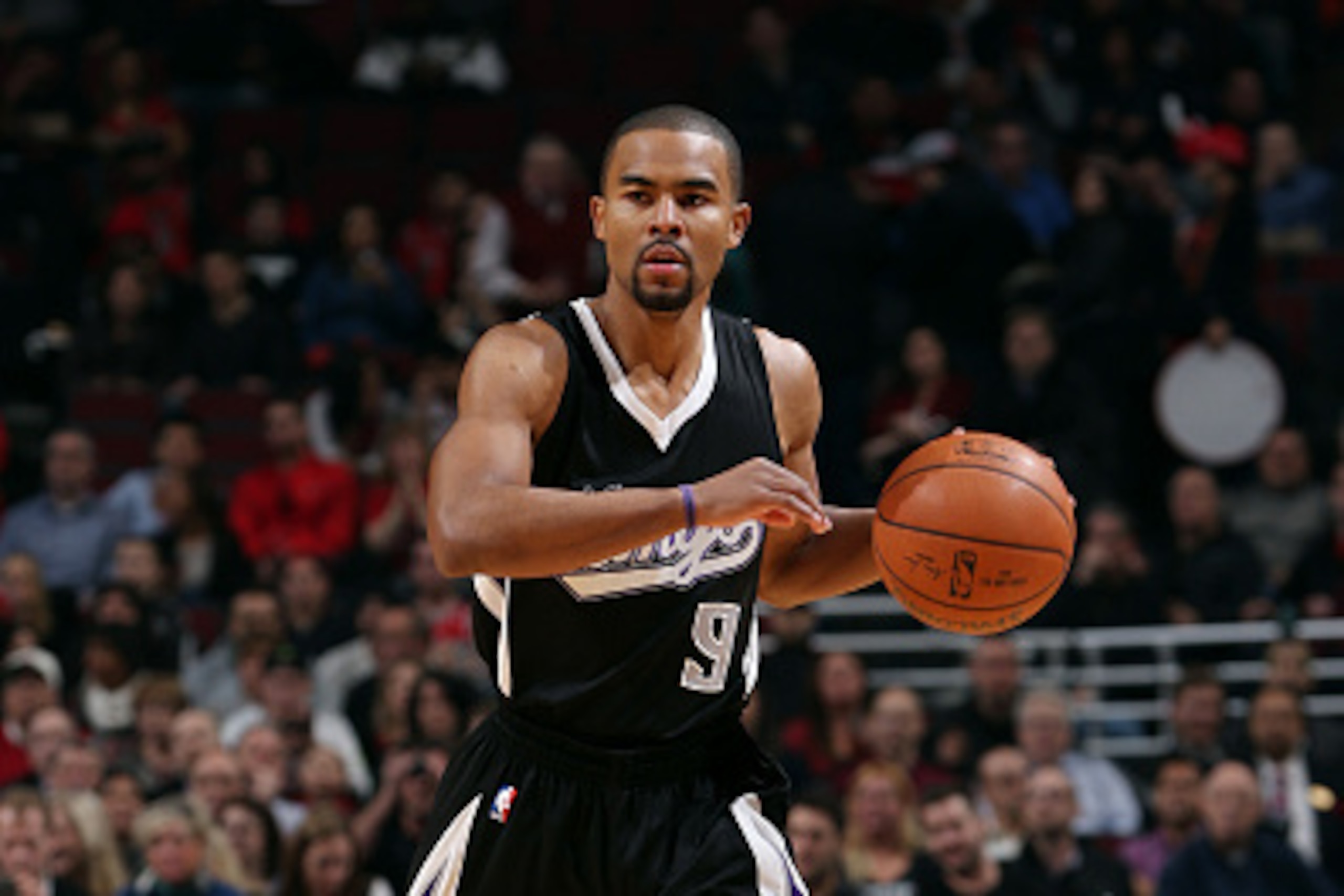 CHICAGO, IL - FEBRUARY 10: Ramon Sessions #9 of the Sacramento Kings drives against the Chicago Bulls on February 10, 2015 at the United Center in Chicago, Illinois. NOTE TO USER: User expressly acknowledges and agrees that, by downloading and or using th CHICAGO, IL - FEBRUARY 10: Ramon Sessions #9 of the Sacramento Kings drives against the Chicago Bulls on February 10, 2015 at the United Center in Chicago, Illinois. NOTE TO USER: User expressly acknowledges and agrees that, by downloading and or using th