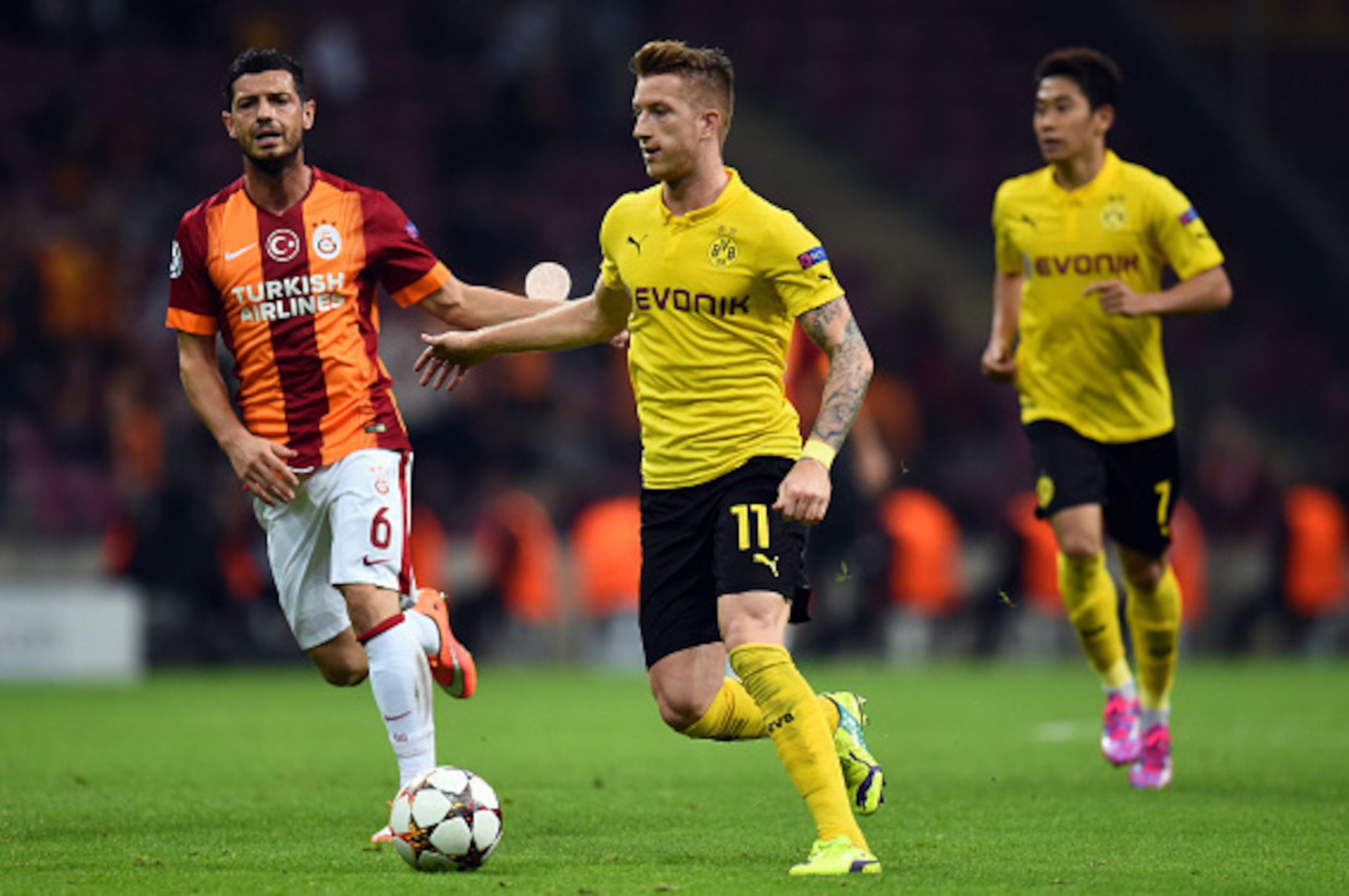 ISTANBUL, TURKEY - OCTOBER 22:  Marco Reus of Dortmund runs with the ball the UEFA Champions League group D match between Glatasaray AS and Borussia Dortmund at Ali Sami Yen Spor Kompleksi on October 22, 2014 in Istanbul, Turkey.  (Photo by Lars Baron/Get
