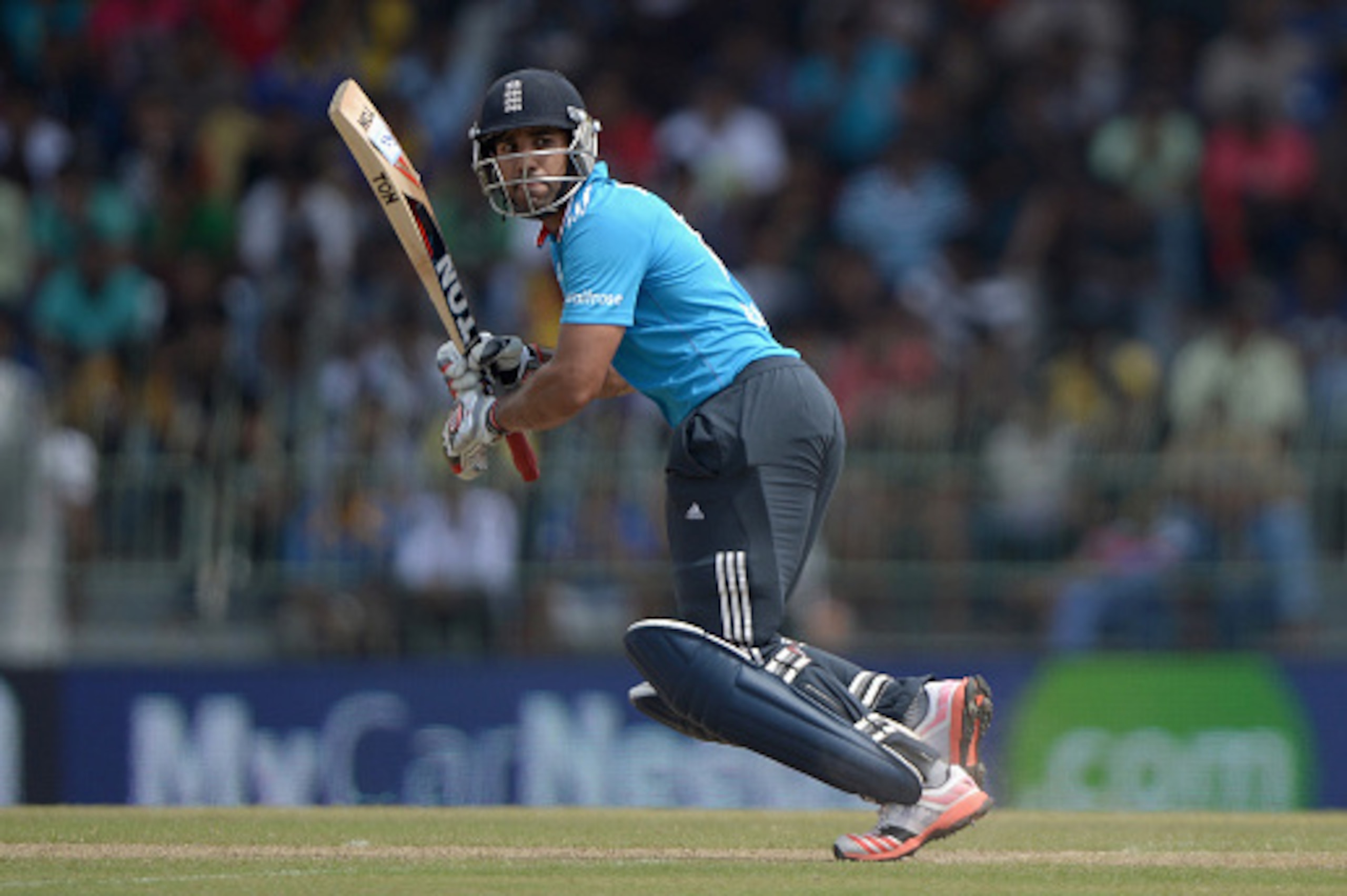 COLOMBO, SRI LANKA - DECEMBER 07:  Ravi Bopara of England bats during the 4th One Day International match between Sri Lanka and England at R. Premadasa Stadium on December 7, 2014 in Colombo, Sri Lanka.  (Photo by Gareth Copley/Getty Images)