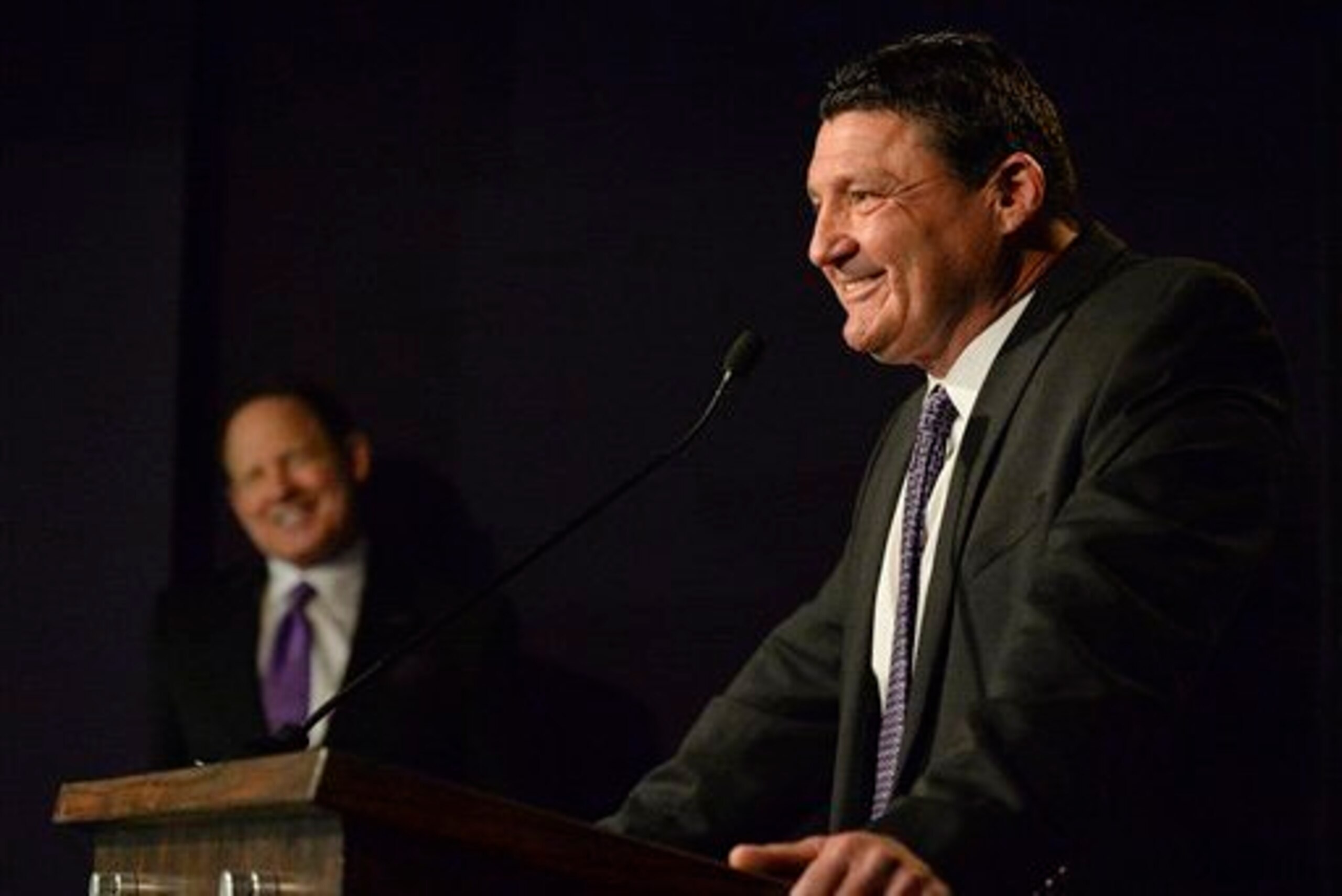 LSU head coach Les Miles (left) and defensive line coach Ed Orgeron (right)