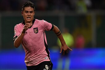 PALERMO, ITALY - AUGUST 31:  Paulo Dybala of Palermo in action during the Serie A match between US Citta di Palermo and UC Sampdoria at Stadio Renzo Barbera on August 31, 2014 in Palermo, Italy.  (Photo by Tullio M. Puglia/Getty Images)