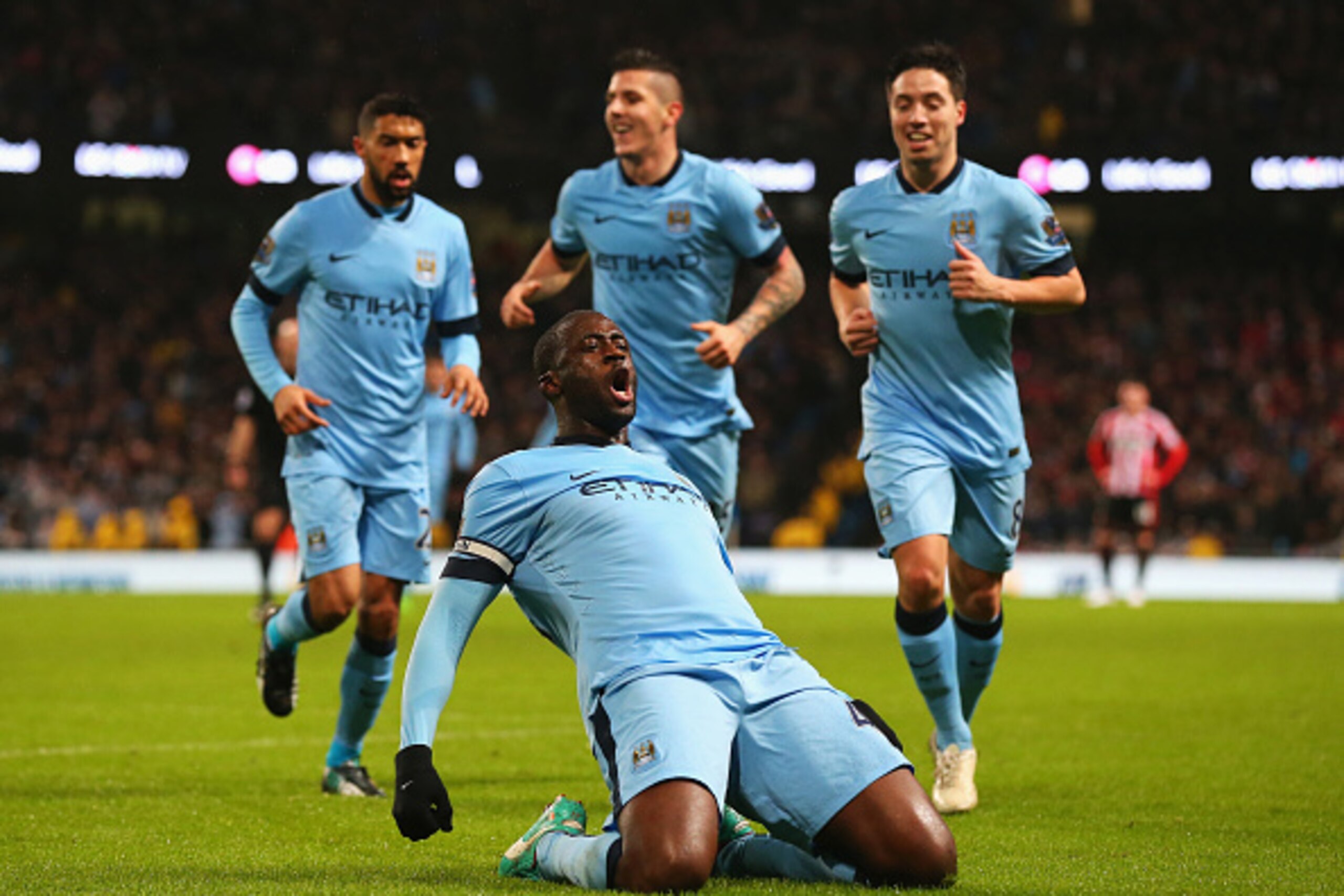 MANCHESTER, ENGLAND - JANUARY 01:  Yaya Toure of Manchester City celebrates the opening goal during the Barclays Premier League match between Manchester City and Sunderland at Etihad Stadium on January 1, 2015 in Manchester, England.  (Photo by Alex Lives