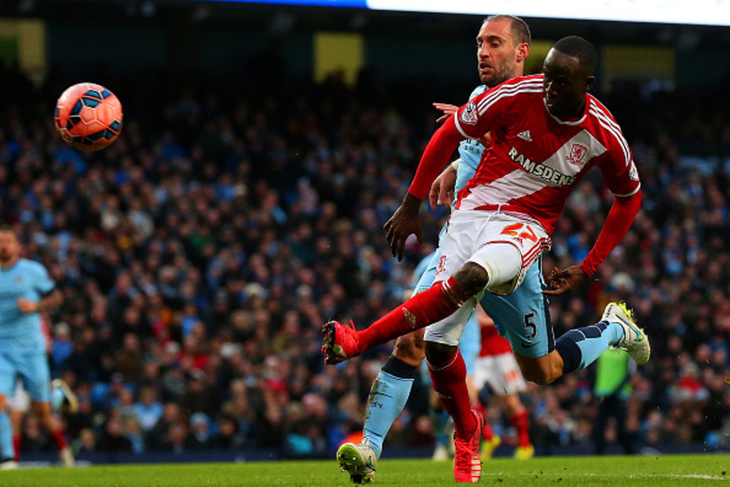 MANCHESTER, ENGLAND - JANUARY 24:  Albert Adomah of Middlesbrough shoots at goal during the FA Cup Fourth Round match between Manchester City and Middlesbrough at Etihad Stadium on January 24, 2015 in Manchester, England.  (Photo by Alex Livesey/Getty Ima