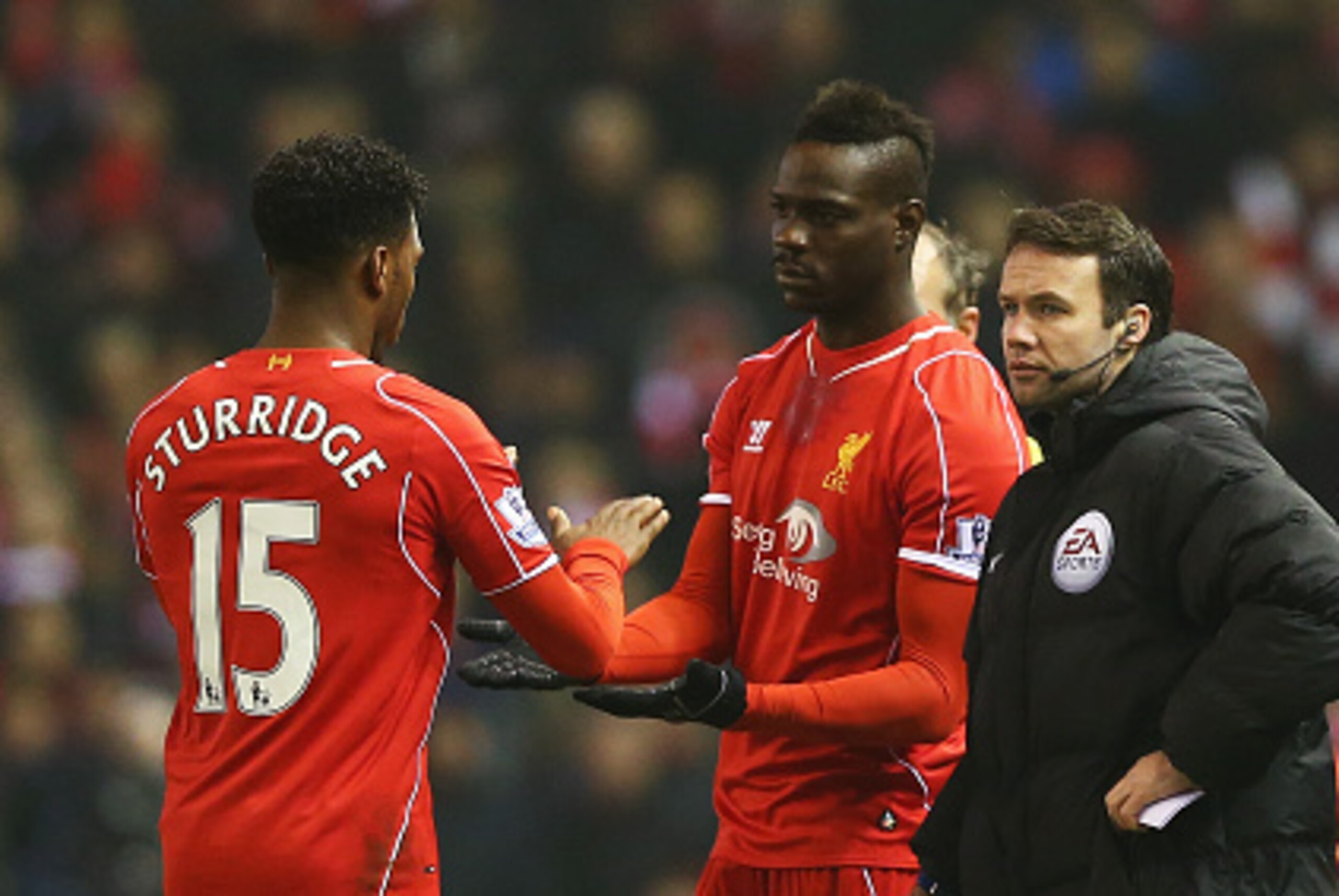 LIVERPOOL, ENGLAND - FEBRUARY 10:  Mario Balotelli of Liverpool comes on as a substitute for Daniel Sturridge during the Barclays Premier League match between Liverpool and Tottenham Hotspur at Anfield on February 10, 2015 in Liverpool, England.  (Photo b