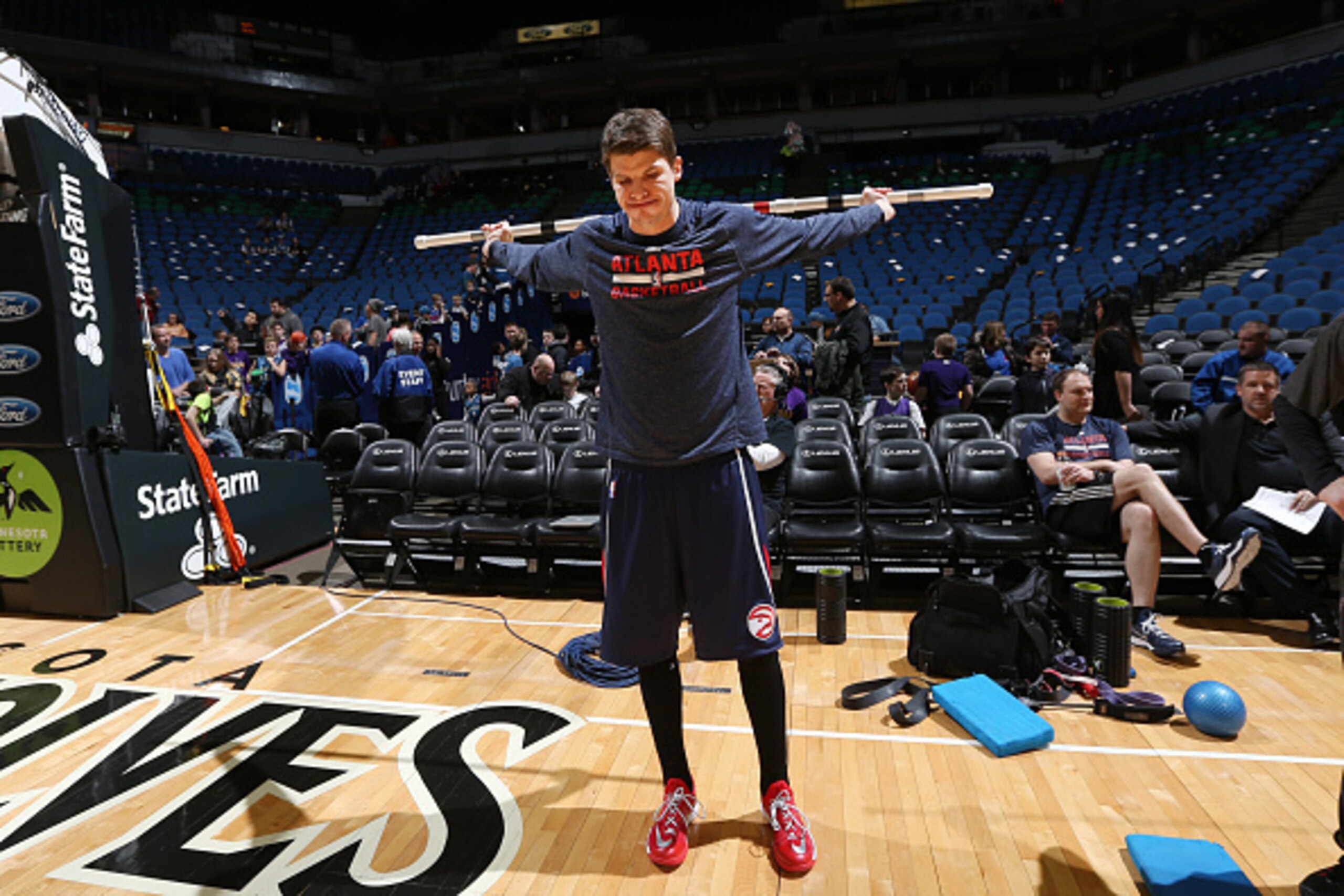 MINNEAPOLIS, MN -  FEBRUARY 9: Kyle Korver #26 of the Atlanta Hawks warms up before the game against the Minnesota Timberwolves on February 9, 2015 at Target Center in Minneapolis, Minnesota. NOTE TO USER: User expressly acknowledges and agrees that, by d