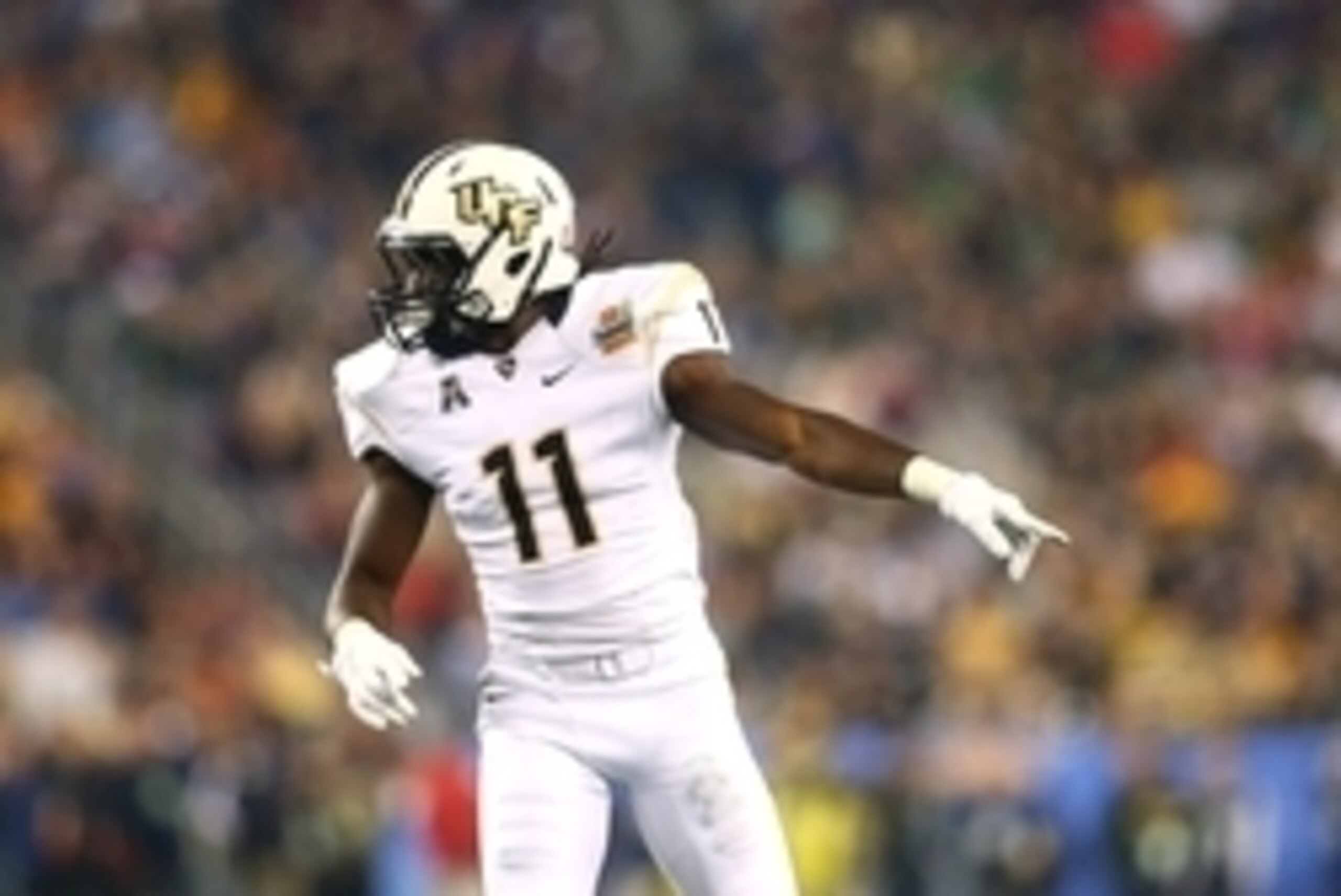 Jan 1, 2014; Glendale, AZ, USA; Central Florida Knights wide receiver Breshad Perriman (11) against the Baylor Bears during the Fiesta Bowl at University of Phoenix Stadium. Central Florida defeated Baylor 52-42. Mandatory Credit: Mark J. Rebilas-USA TODA Jan 1, 2014; Glendale, AZ, USA; Central Florida Knights wide receiver Breshad Perriman (11) against the Baylor Bears during the Fiesta Bowl at University of Phoenix Stadium. Central Florida defeated Baylor 52-42. Mandatory Credit: Mark J. Rebilas-USA TODA