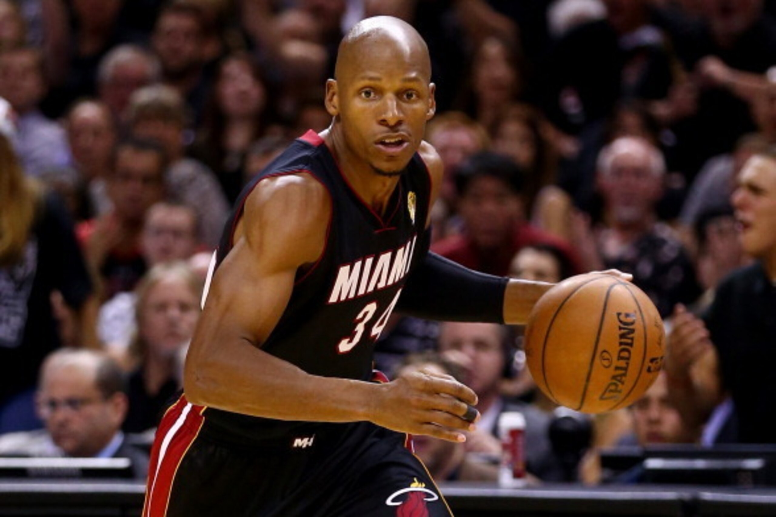 SAN ANTONIO, TX - JUNE 15:  Ray Allen #34 of the Miami Heat drives to the basket against the San Antonio Spurs during Game Five of the 2014 NBA Finals at the AT&T Center on June 15, 2014 in San Antonio, Texas. NOTE TO USER: User expressly acknowledges and