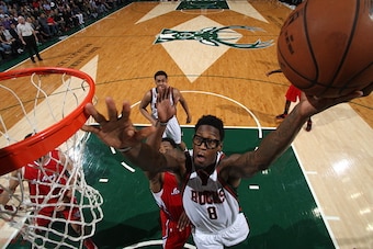 MILWAUKEE, WI - DECEMBER 13:  Larry Sanders #8 of the Milwaukee Bucks goes to the basket against the Los Angeles Clippers on December 13, 2014 at the BMO Harris Bradley Center in Milwaukee, Wisconsin. NOTE TO USER: User expressly acknowledges and agrees t