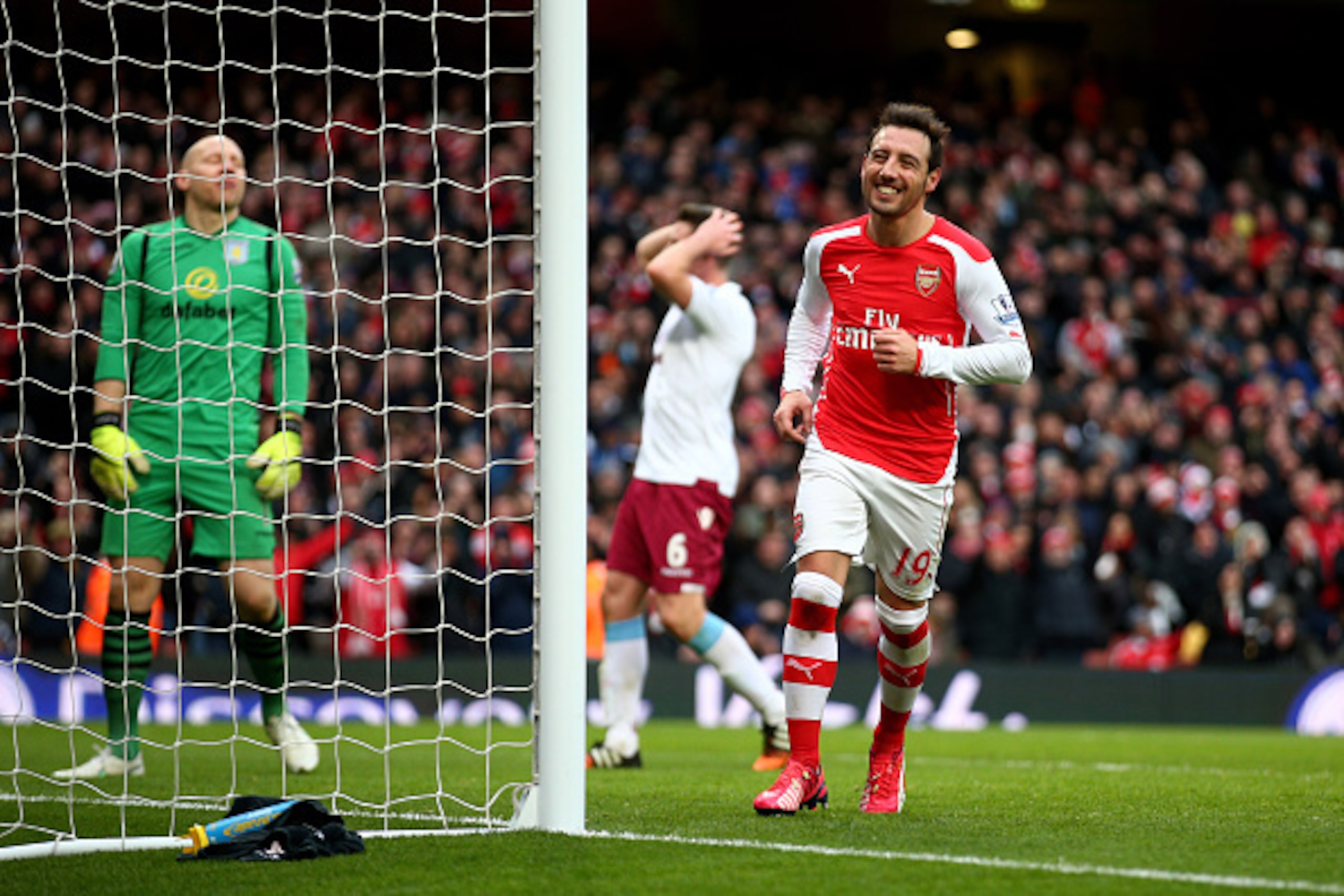 LONDON, ENGLAND - FEBRUARY 01: Santi Cazorla of Arsenal celebrates after scoring his team's fourth goal from the penalty spot during the Barclays Premier League match between Arsenal and Aston Villa at the Emirates Stadium on February 1, 2015 in London, LONDON, ENGLAND - FEBRUARY 01: Santi Cazorla of Arsenal celebrates after scoring his team's fourth goal from the penalty spot during the Barclays Premier League match between Arsenal and Aston Villa at the Emirates Stadium on February 1, 2015 in London,