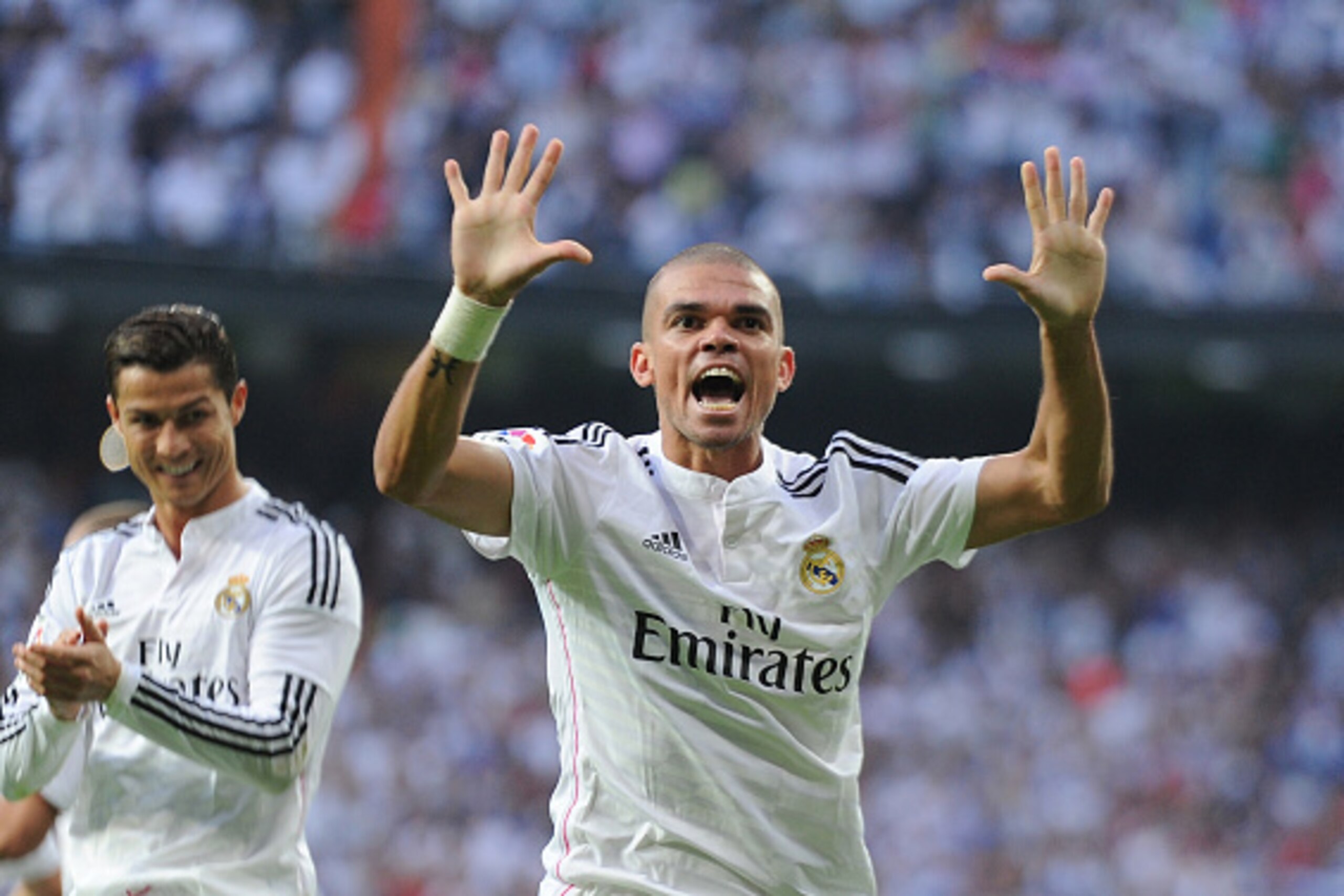 MADRID, SPAIN - OCTOBER 25:  Pepe of Real Madrid CF celebrates after scoring his team's 2nd goal from the penalty spot during the La Liga match between Real Madrid CF and FC Barcelona at Estadio Santiago Bernabeu on October 25, 2014 in Madrid, Spain.  (Ph