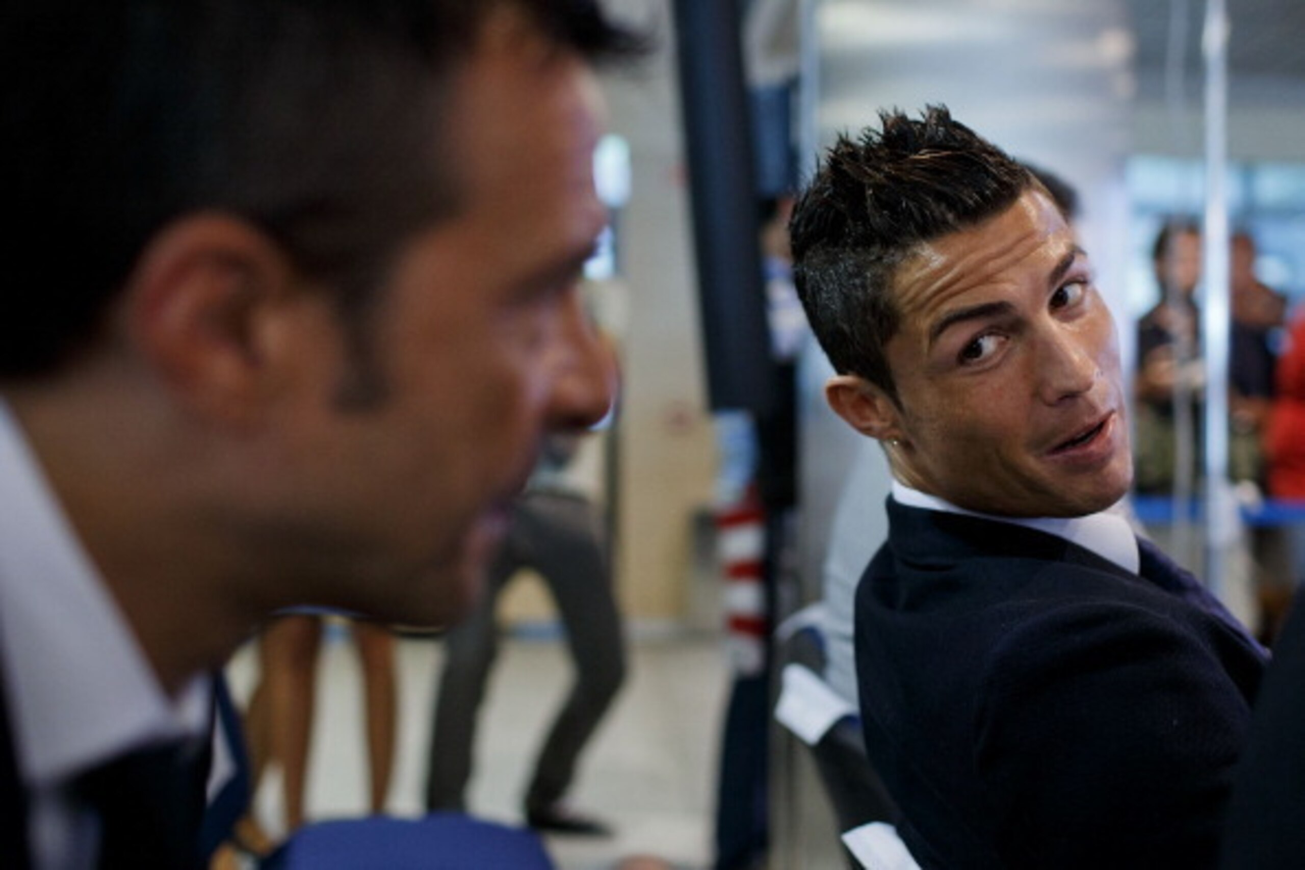 MADRID, SPAIN - SEPTEMBER 15:  Crsitiano Ronaldo (R) speaks with his agent Jorge Mendes (R) after his signing contract renewal For Real Madrid at Estadio Santiago Bernabeu on September 15, 2013 in Madrid, Spain.  (Photo by Gonzalo Arroyo Moreno/Getty Imag