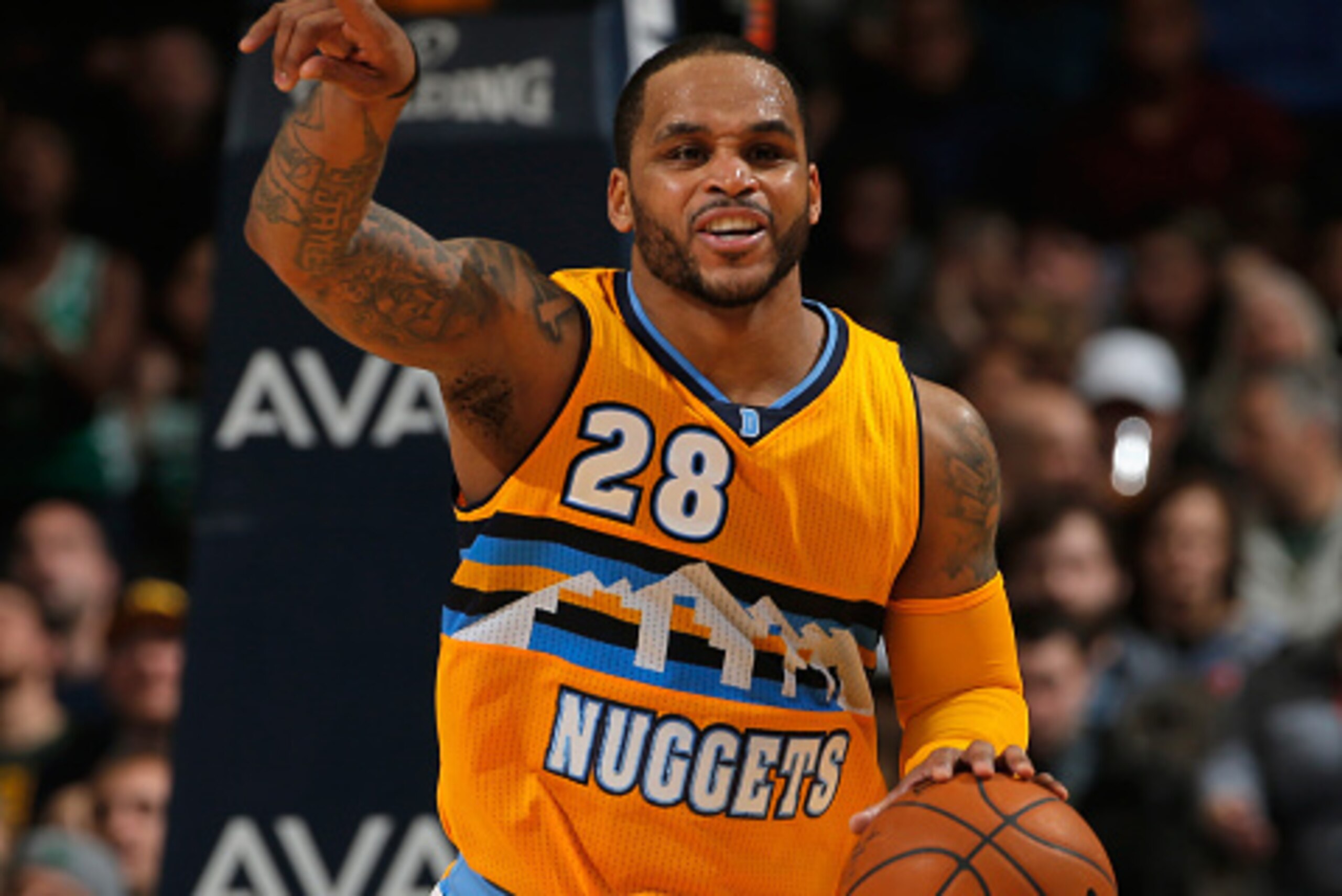 DENVER, CO - JANUARY 23:  Jameer Nelson #28 of the Denver Nuggets runs the offense against the Boston Celtics at Pepsi Center on January 23, 2015 in Denver, Colorado. The Celtics defeated the Nuggets 100-99. NOTE TO USER: User expressly acknowledges and a