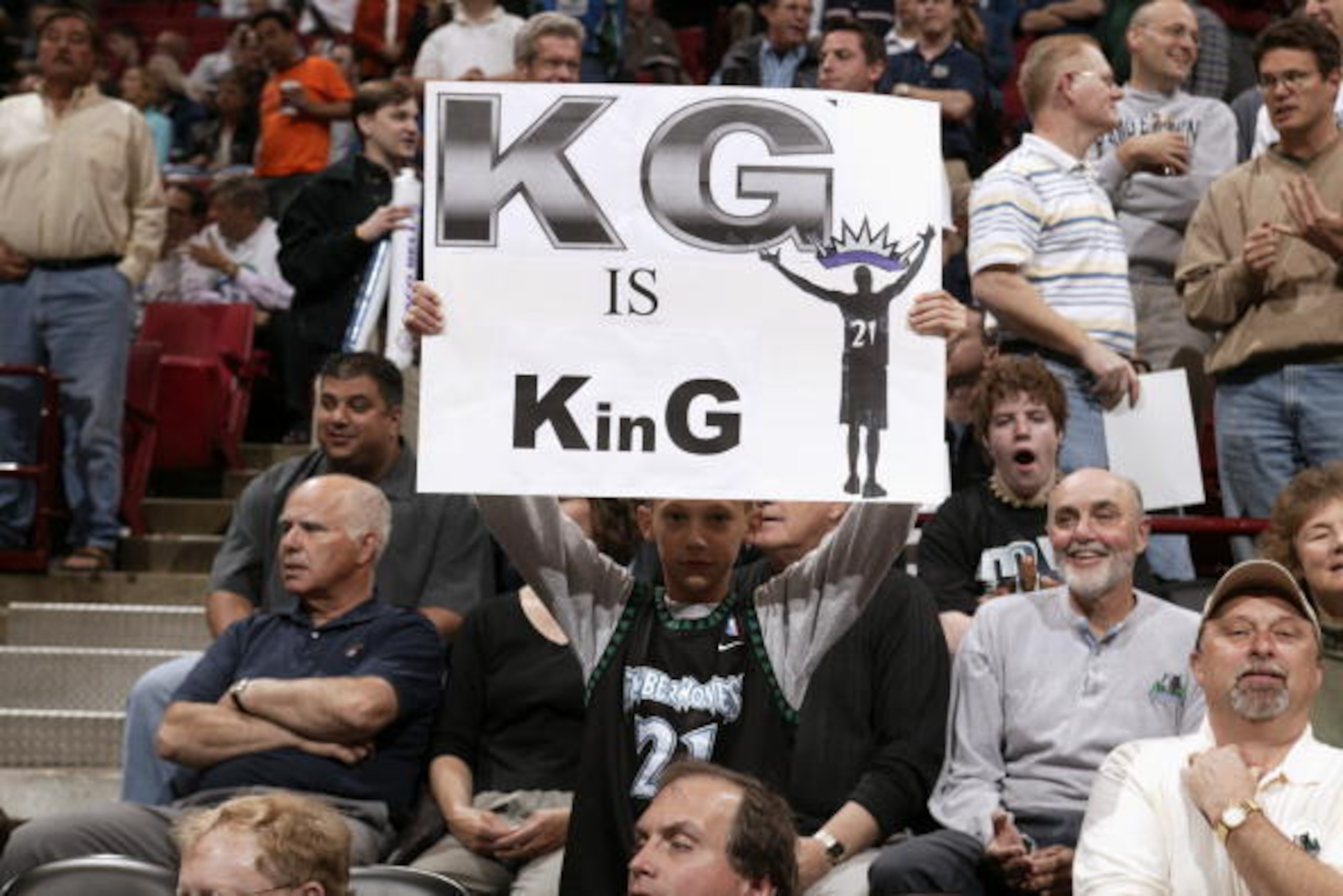 MINNEAPOLIS - MAY 4:  A Minnesota Timberwolves fan holds up a sign in support of Kevin Garnett in Game one of the Western Conference Semifinals during the 2004 NBA Playoffs against the Sacramento Kings at the Target Center on May 4, 2004 in Minneapolis, M