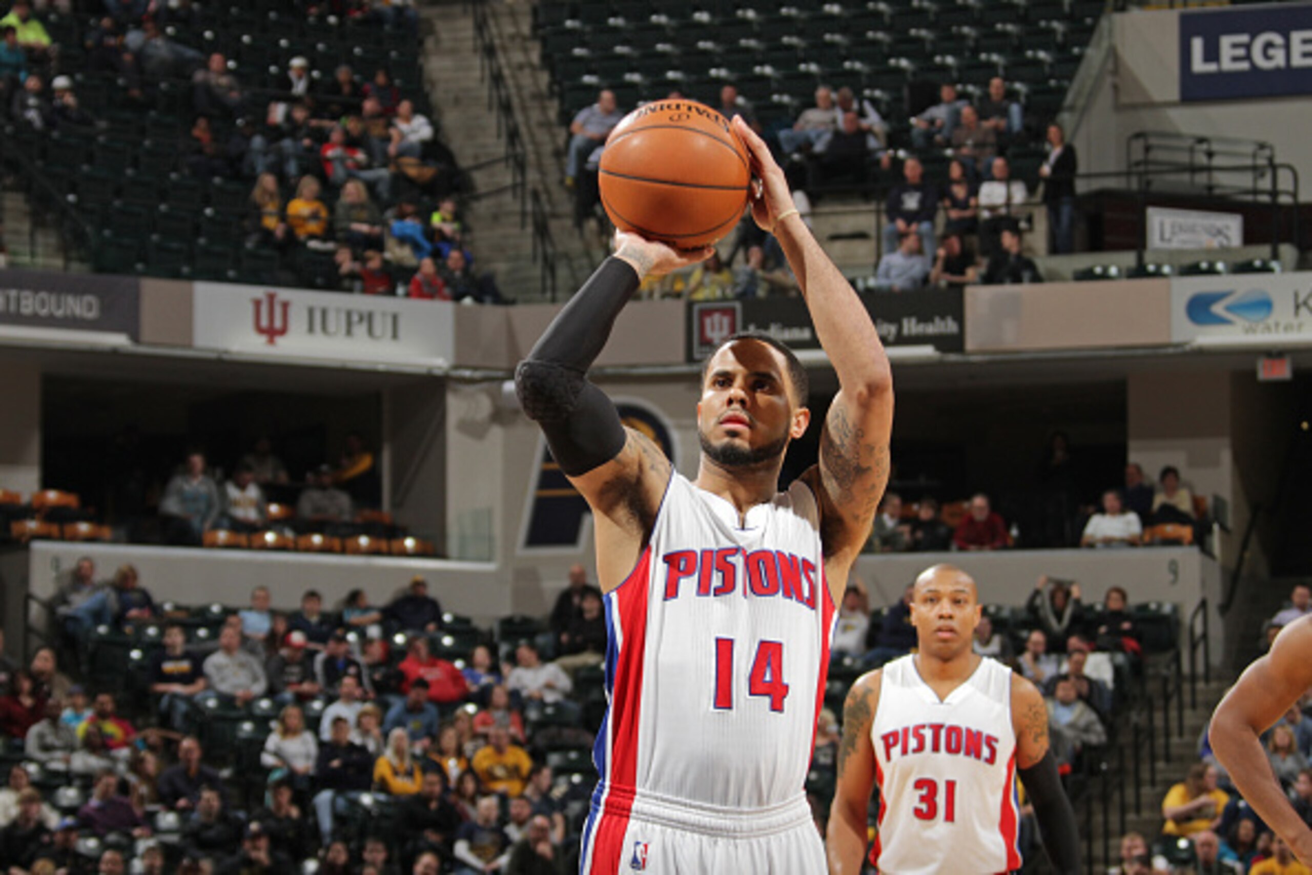 INDIANAPOLIS, IN - FEBRUARY 4: D.J. Augustin #14 of the Detroit Pistons shoots a free throw against the Indiana Pacers during the game on February 4, 2015 at Bankers Life Fieldhouse in Indianapolis, Indiana. NOTE TO USER: User expressly acknowledges and INDIANAPOLIS, IN - FEBRUARY 4: D.J. Augustin #14 of the Detroit Pistons shoots a free throw against the Indiana Pacers during the game on February 4, 2015 at Bankers Life Fieldhouse in Indianapolis, Indiana. NOTE TO USER: User expressly acknowledges and