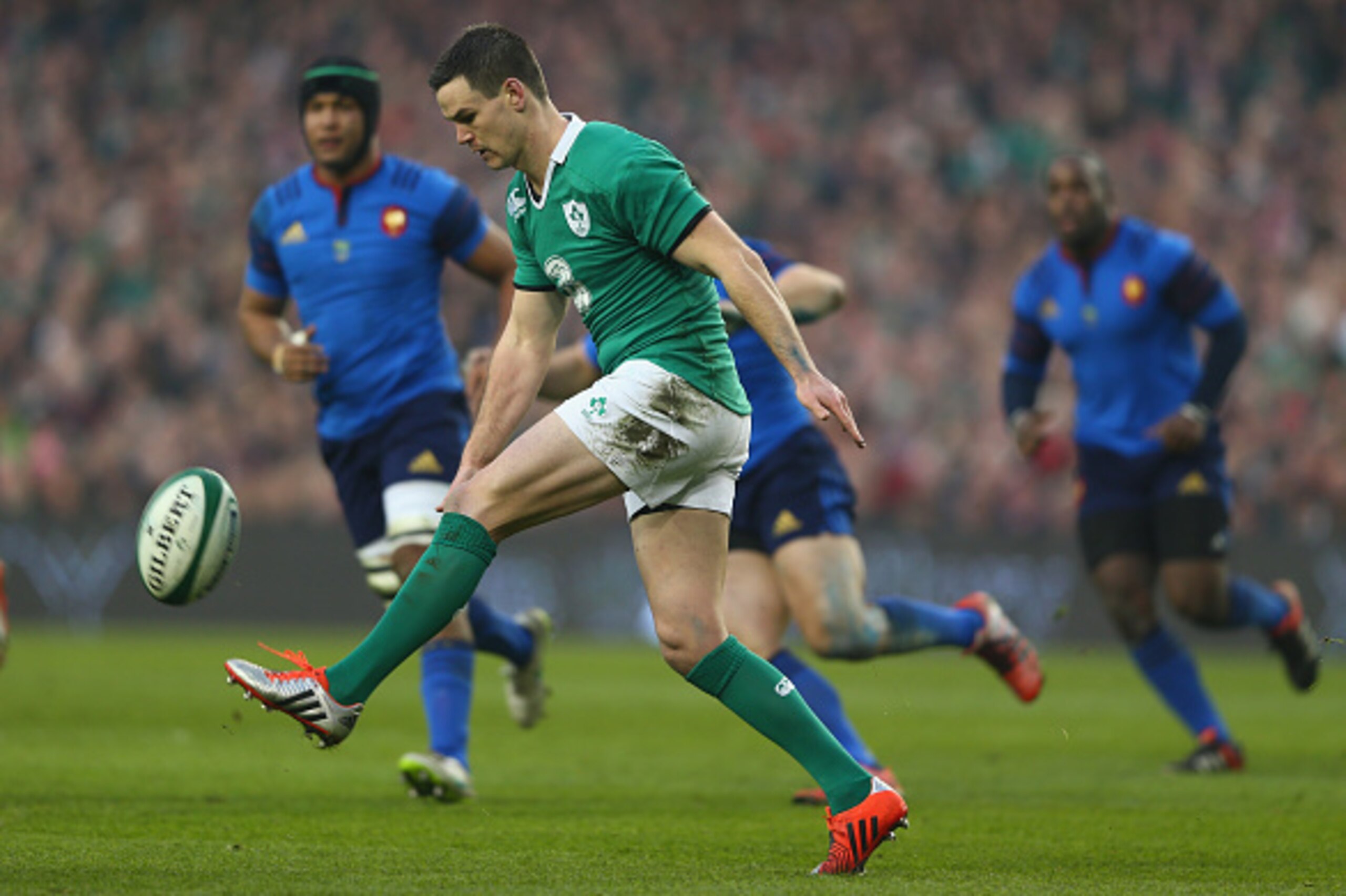 DUBLIN, IRELAND - FEBRUARY 14: Jonathan Sexton of Ireland chips ahead during the RBS Six Nations match between Ireland and France at the Aviva Stadium on February 14, 2015 in Dublin, Ireland.  (Photo by Michael Steele/Getty Images)