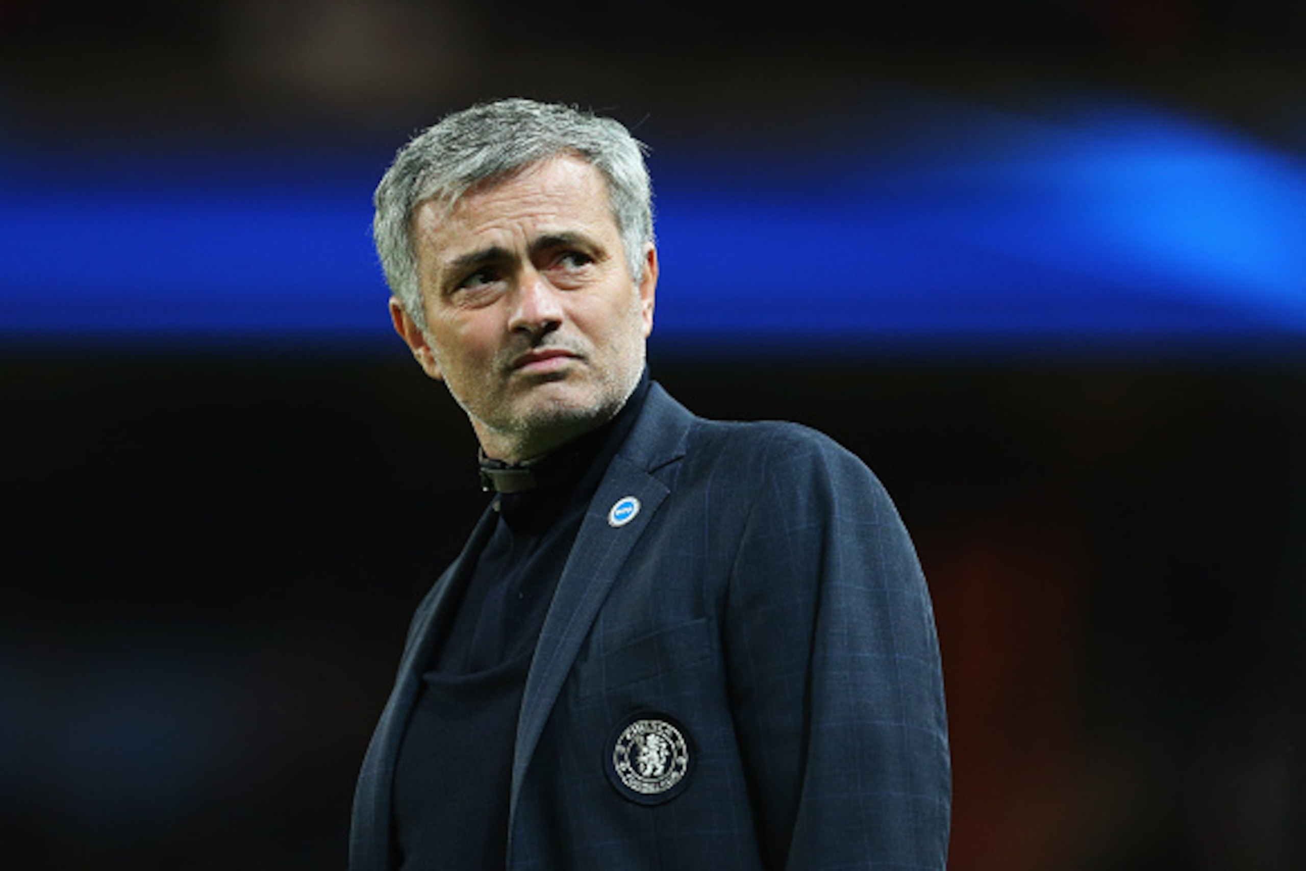 PARIS, FRANCE - FEBRUARY 17:  Jose Mourinho manager of Chelsea looks on prior to the UEFA Champions League Round of 16 match between Paris Saint-Germain and Chelsea at Parc des Princes on February 17, 2015 in Paris, France.  (Photo by Alex Livesey/Getty I
