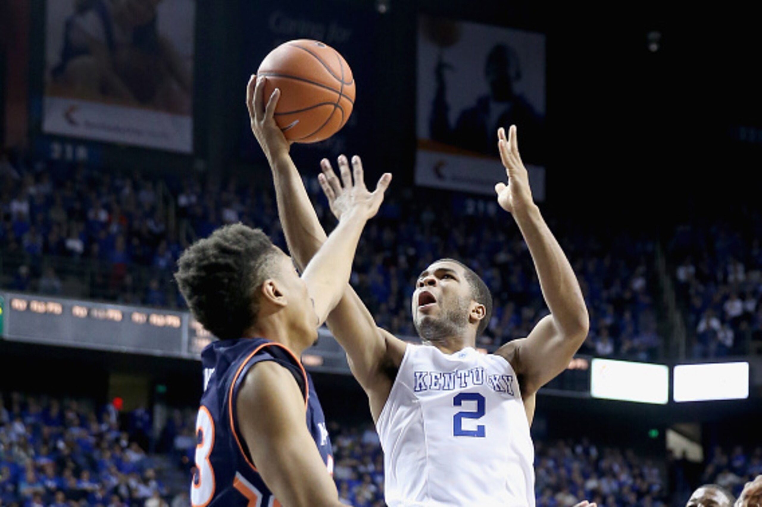 LEXINGTON, KY - FEBRUARY 21:  Aaron Harrison #2 of the Kentucky Wildcats shoots the ball during the game against the Auburn Tigers at Rupp Arena on February 21, 2015 in Lexington, Kentucky.  (Photo by Andy Lyons/Getty Images)
