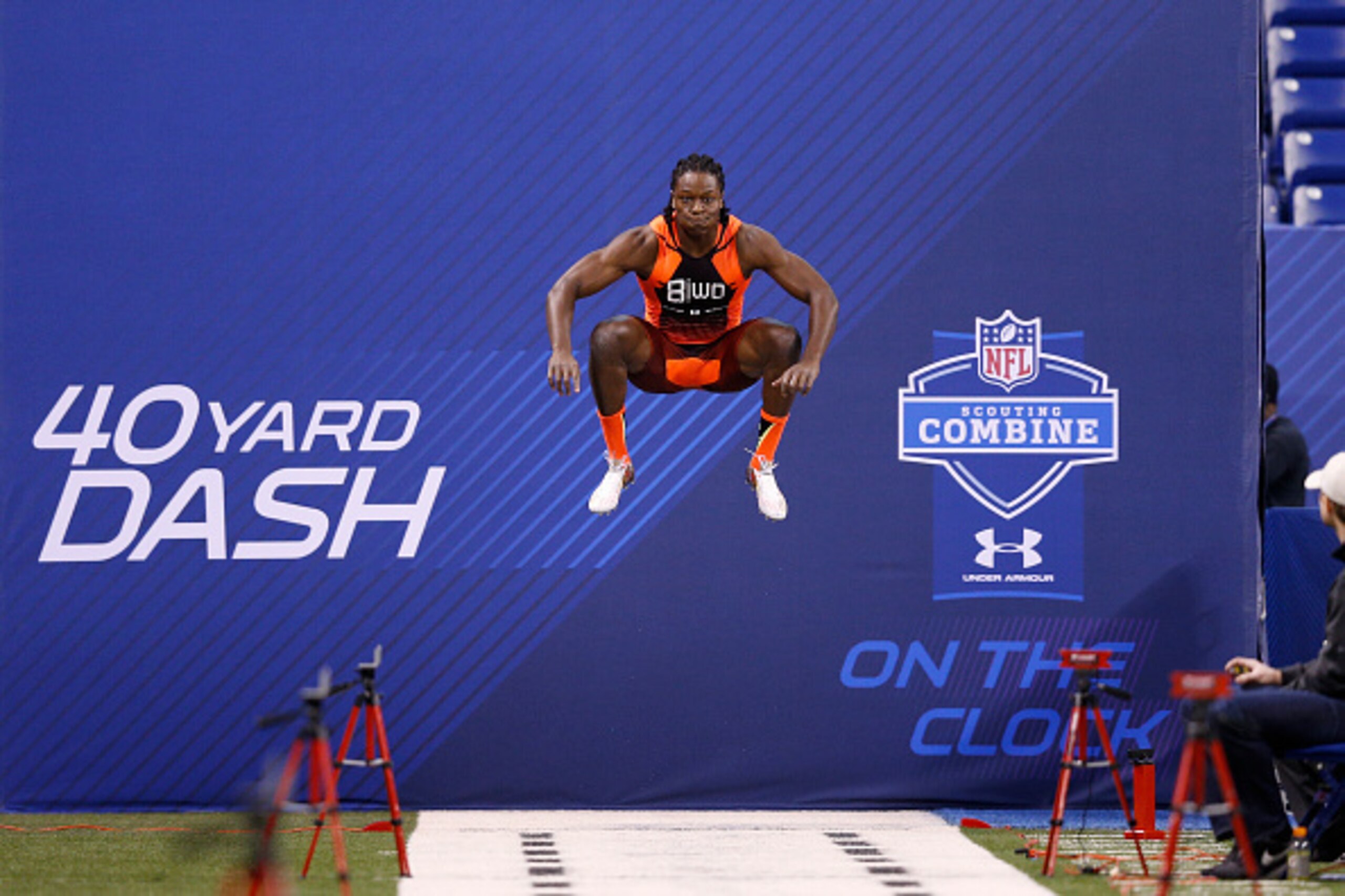 INDIANAPOLIS, IN - FEBRUARY 21: Wide receiver Chris Conley of Georgia gets ready to run the 40-yard dash during the 2015 NFL Scouting Combine at Lucas Oil Stadium on February 21, 2015 in Indianapolis, Indiana. (Photo by Joe Robbins/Getty Images)