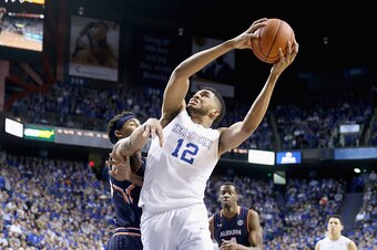 LEXINGTON, KY - FEBRUARY 21:  Karl-Anthony Towns #12 of the Kentucky Wildcats shoots the ball during the game against the Auburn Tigers at Rupp Arena on February 21, 2015 in Lexington, Kentucky.  (Photo by Andy Lyons/Getty Images)