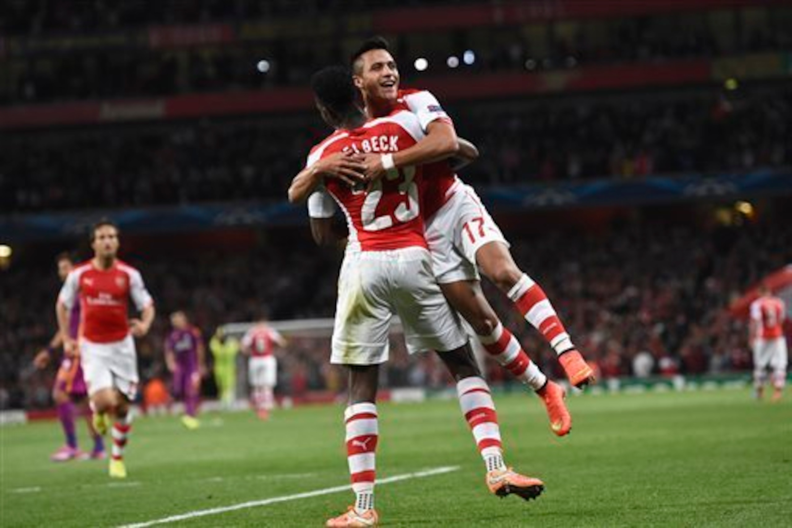 Welbeck and Sanchez are giving Ozil more freedom to operate.
