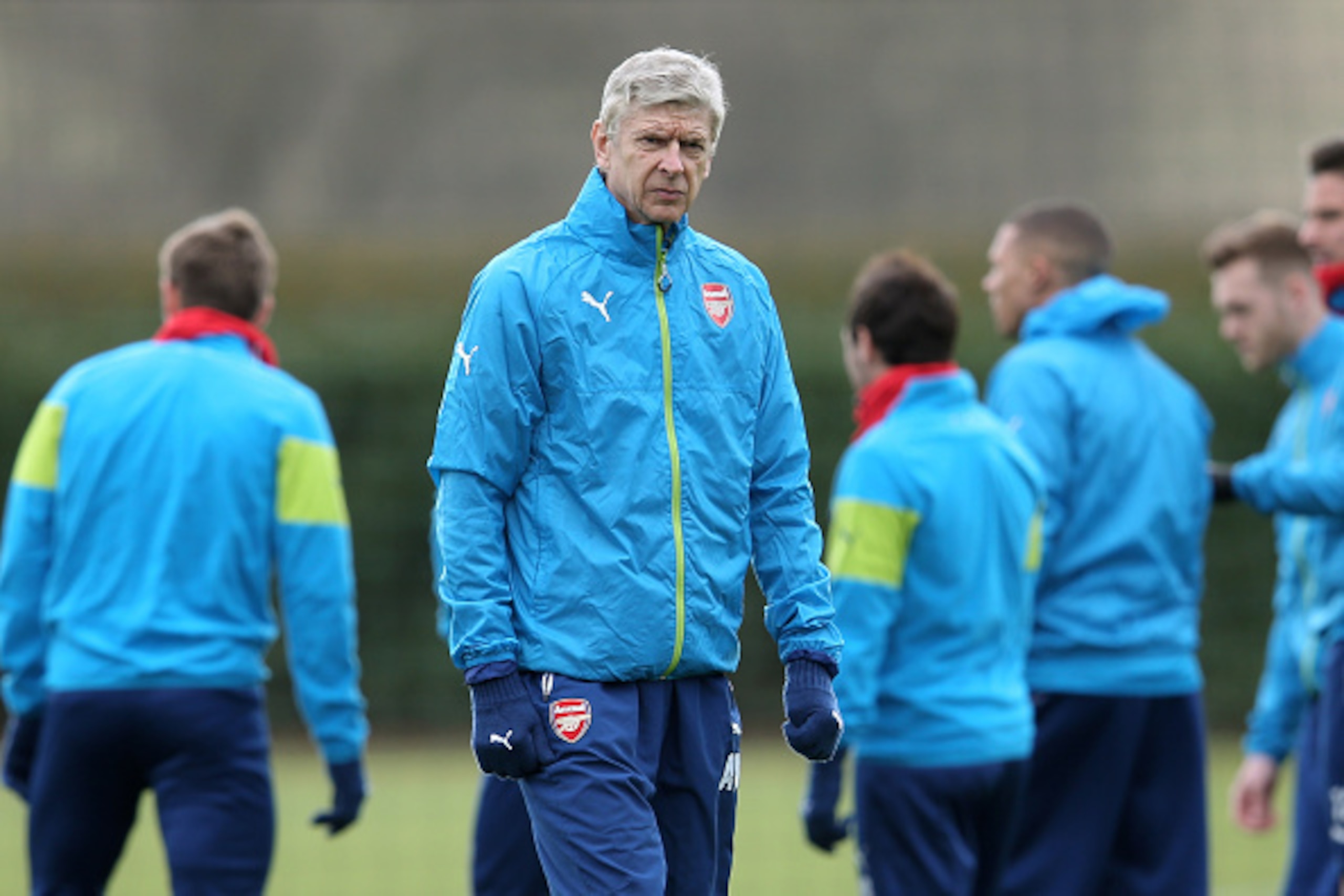 ST ALBANS, ENGLAND - FEBRUARY 24: Arsene Wenger the manager of Arsenal watches over the Arsenal training session ahead of the UEFA Champions League round of 16 match against AS Monaco at London Colney on February 24, 2015 in St Albans, England. (Photo b ST ALBANS, ENGLAND - FEBRUARY 24: Arsene Wenger the manager of Arsenal watches over the Arsenal training session ahead of the UEFA Champions League round of 16 match against AS Monaco at London Colney on February 24, 2015 in St Albans, England. (Photo b