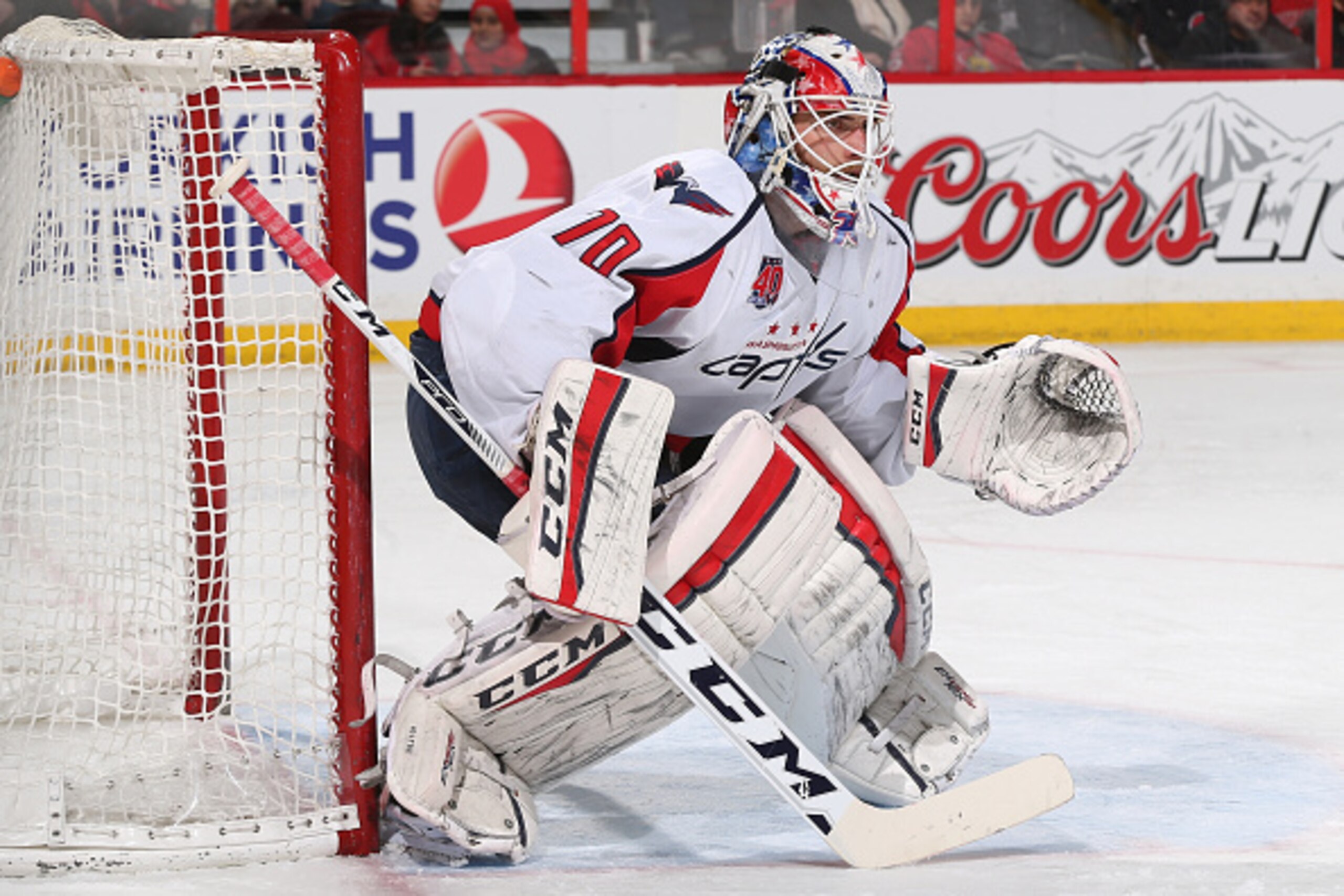 OTTAWA, ON - FEBRUARY 5: Braden Holtby #70 of the Washington Capitals guards his net against the Ottawa Senators at Canadian Tire Centre on February 5, 2015 in Ottawa, Ontario, Canada.  (Photo by Andre Ringuette/NHLI via Getty Images)