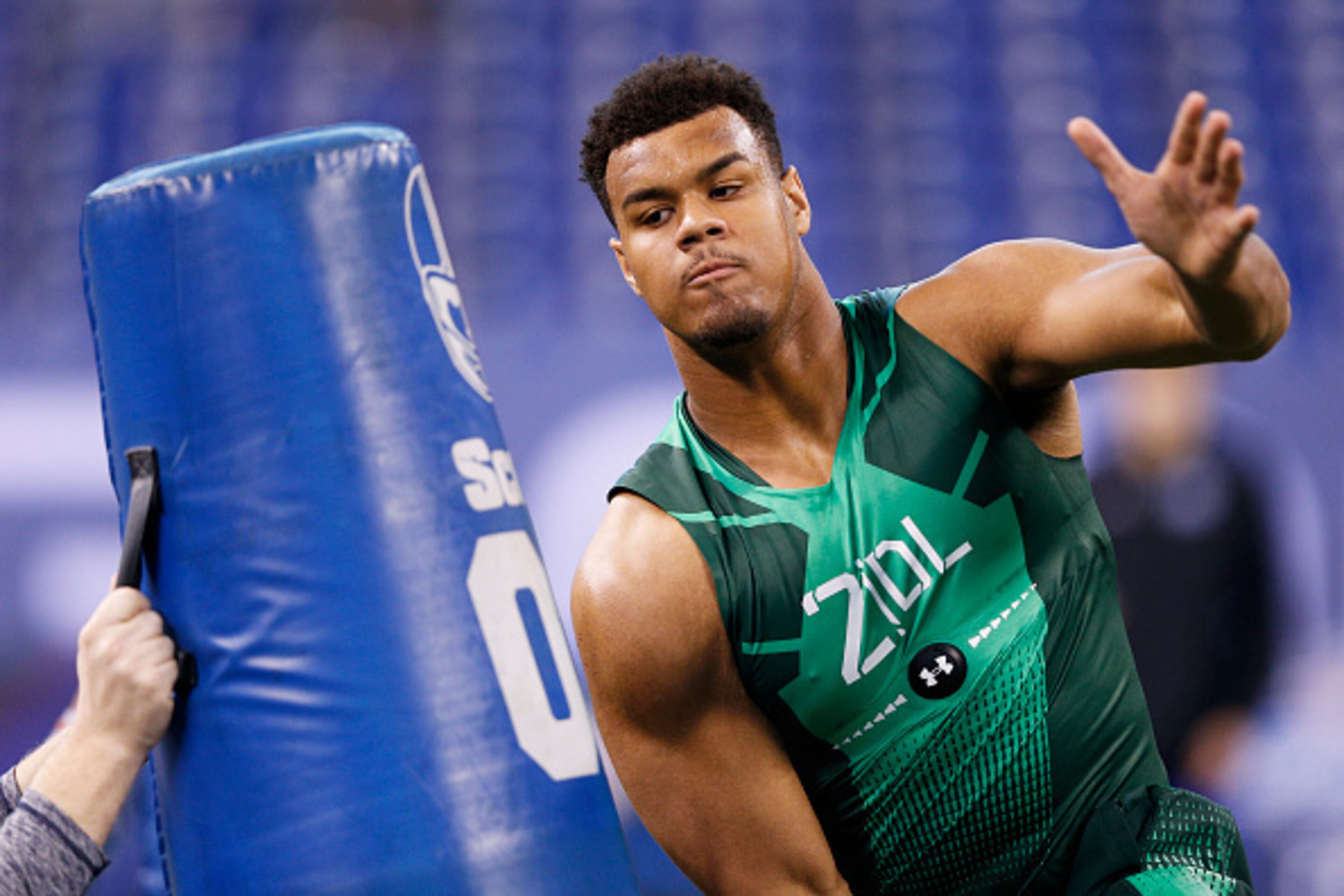 INDIANAPOLIS, IN - FEBRUARY 22: Defensive lineman Arik Armstead of Oregon competes during the 2015 NFL Scouting Combine at Lucas Oil Stadium on February 22, 2015 in Indianapolis, Indiana. (Photo by Joe Robbins/Getty Images)