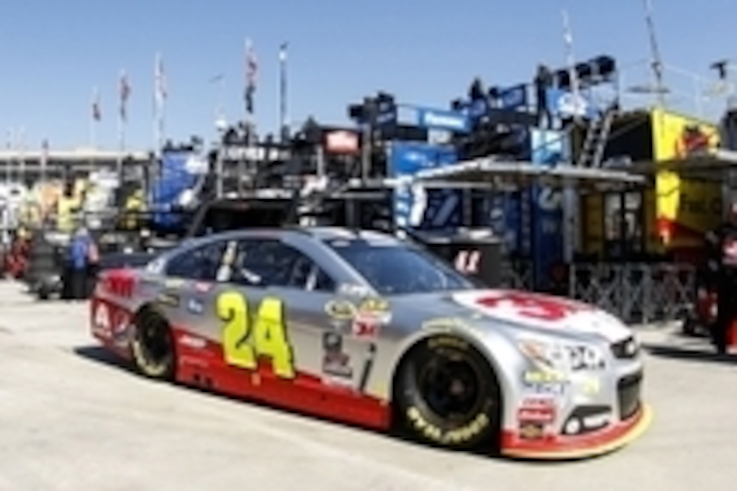 Feb 27, 2015; Hampton, GA, USA; Sprint Cup Series driver Jeff Gordon (24) during the practice for the Folds of Honor QuikTrip 500 at Atlanta Motor Speedway. Mandatory Credit: Marvin Gentry-USA TODAY Sports