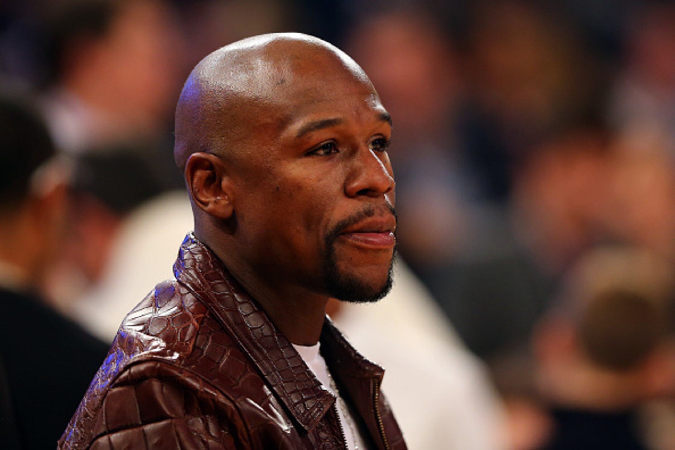 NEW YORK, NY - FEBRUARY 15:  Boxer Floyd Mayweather Jr. attends the 2015 NBA All-Star Game at Madison Square Garden on February 15, 2015 in New York City.  NOTE TO USER: User expressly acknowledges and agrees that, by downloading and/or using this photogr