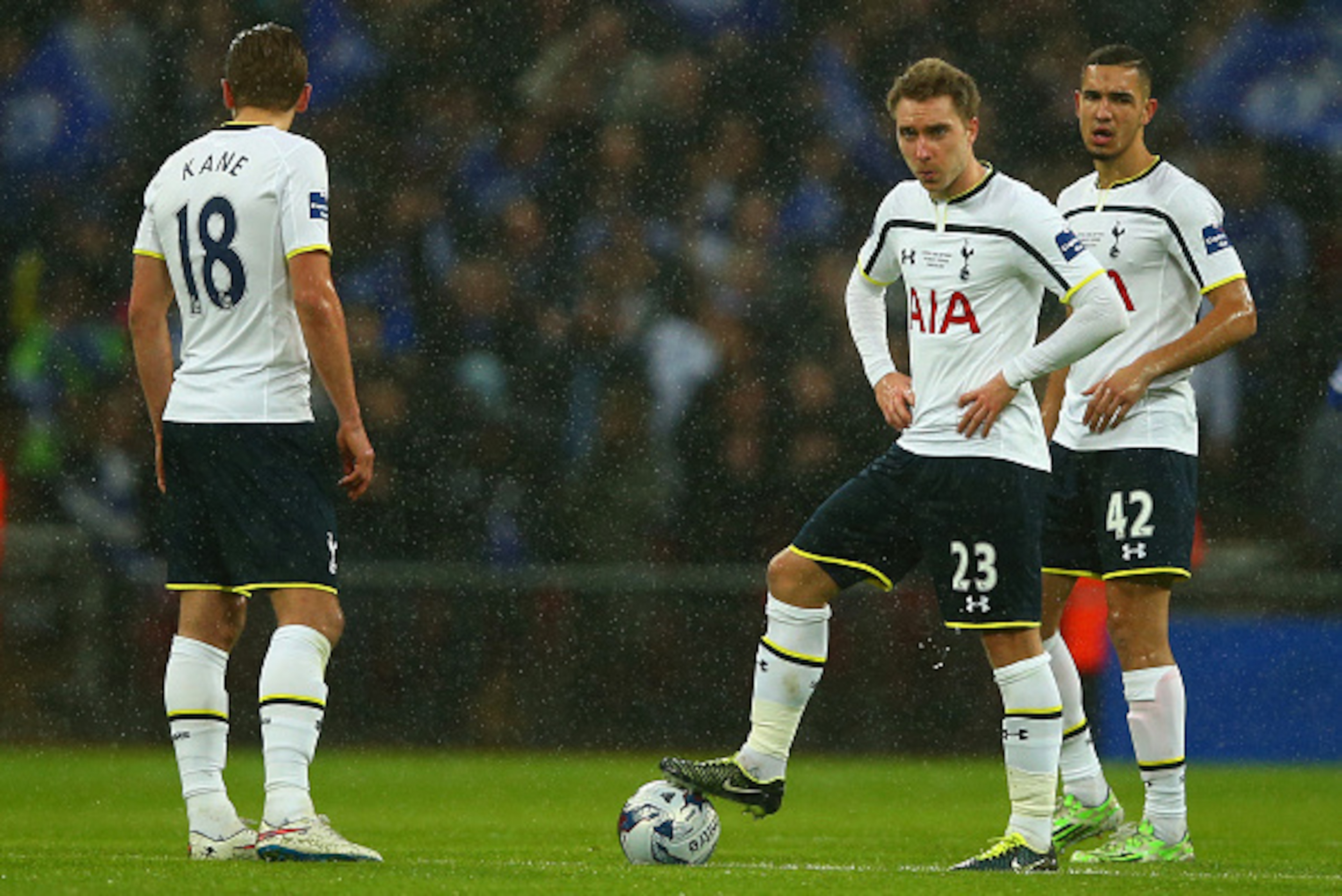 LONDON, ENGLAND - MARCH 01:  Dejected Harry Kane, Christian Eriksen and Nabil Bentaleb of Spurs look on during the Capital One Cup Final match between Chelsea and Tottenham Hotspur at Wembley Stadium on March 1, 2015 in London, England.  (Photo by Clive R
