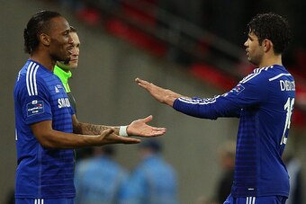 LONDON, ENGLAND - MARCH 01: Didier Drogba of Chelsea replaces Diego Costa of Chelsea  during the Capital One Cup Final match between Chelsea and Tottenham Hotspur at Wembley Stadium on March 1, 2015 in London, England.  (Photo by Clive Mason/Getty Images)