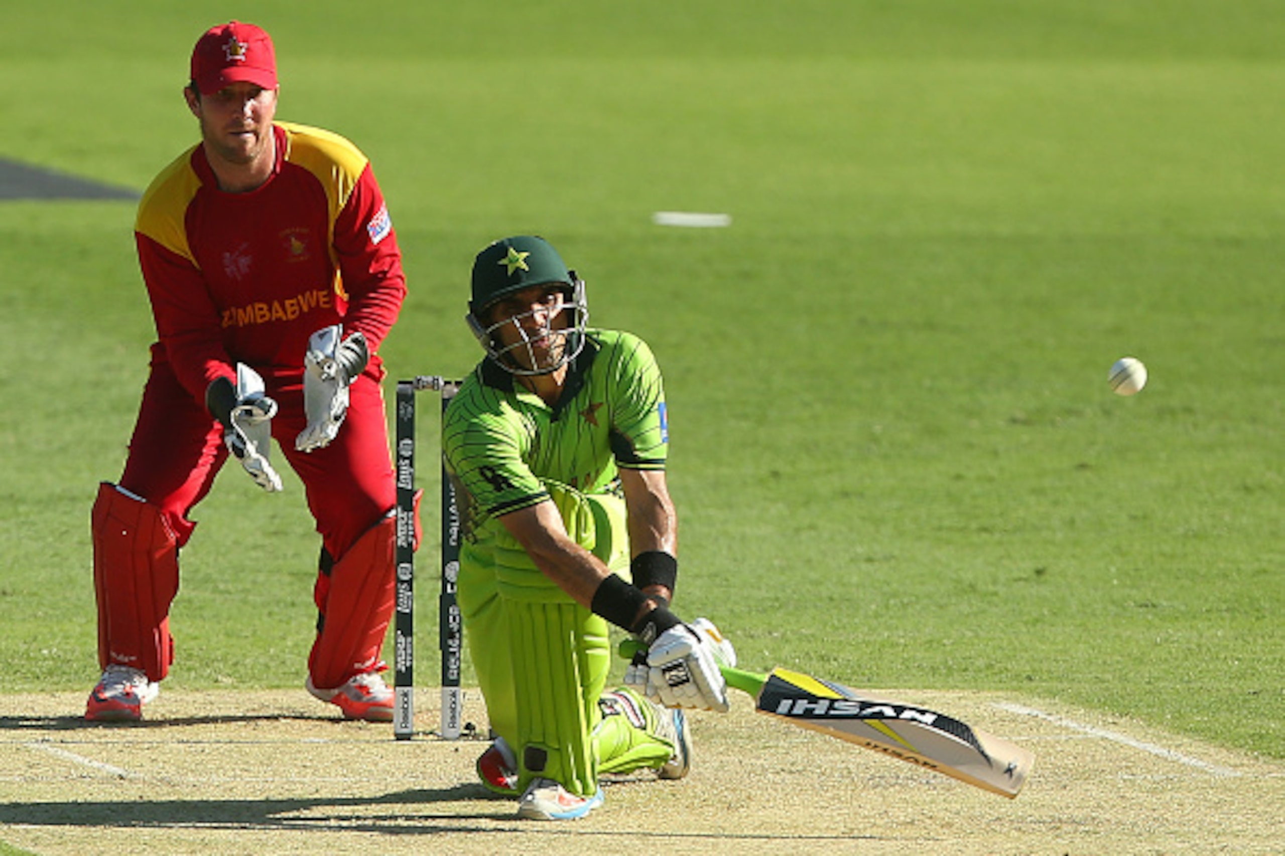 BRISBANE, AUSTRALIA - MARCH 01:  Misbah Ul Haq of Pakistan bats during the 2015 ICC Cricket World Cup match between Pakistan and Zimbabwe at The Gabba on March 1, 2015 in Brisbane, Australia.  (Photo by Chris Hyde/Getty Images)