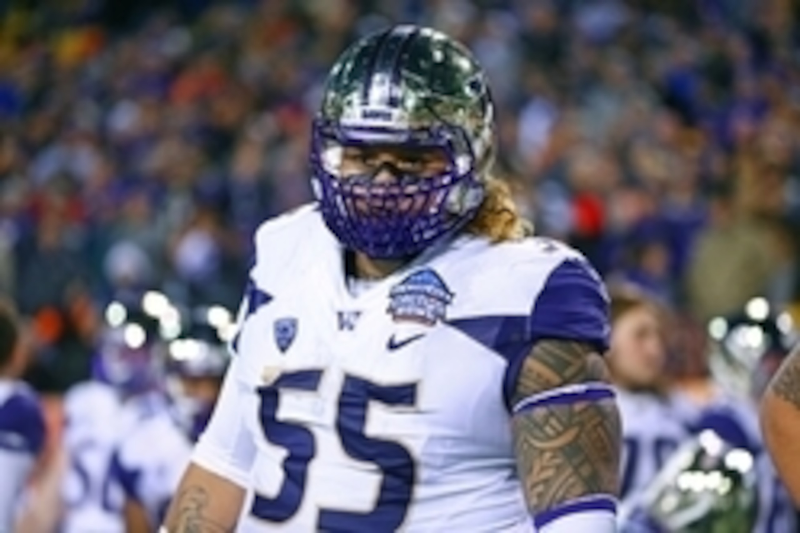 Jan 2, 2015; Tempe, AZ, USA; Washington Huskies defensive lineman Danny Shelton (55) against the Oklahoma State Cowboys in the 2015 Cactus Bowl at Sun Devil Stadium. Oklahoma State defeated Washington 30-22. Mandatory Credit: Mark J. Rebilas-USA TODAY Spo
