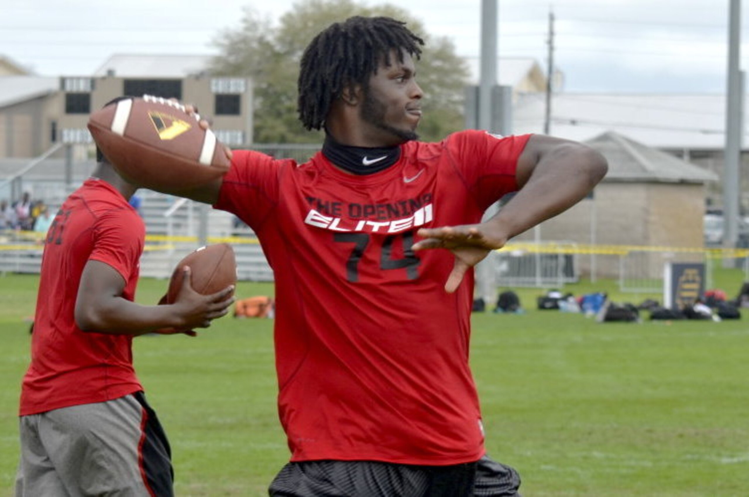 Barrett is a rising star among 2016 quarterbacks.