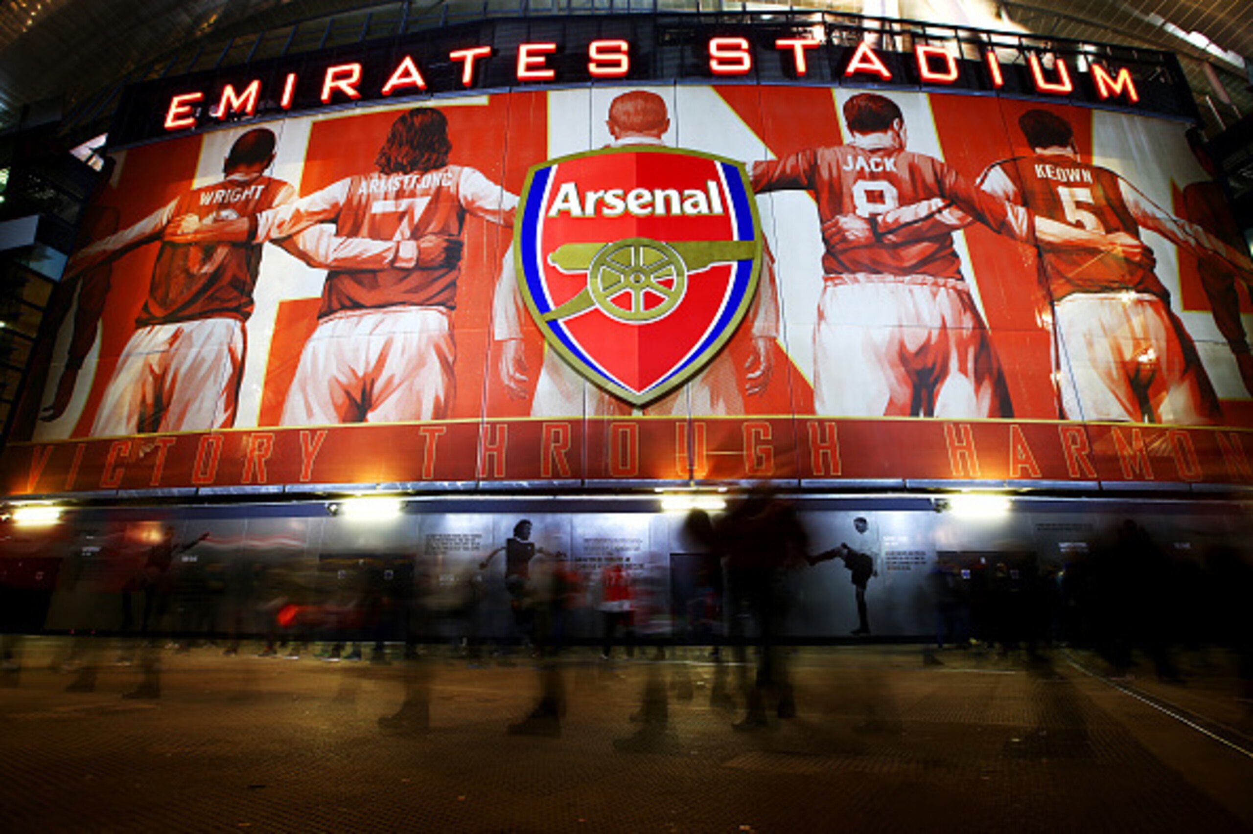LONDON, ENGLAND - FEBRUARY 10: Fans arrive at the stadium for the Barclays Premier League match between Arsenal and Leicester City at Emirates Stadium on February 10, 2015 in London, England. (Photo by Richard Heathcote/Getty Images) LONDON, ENGLAND - FEBRUARY 10: Fans arrive at the stadium for the Barclays Premier League match between Arsenal and Leicester City at Emirates Stadium on February 10, 2015 in London, England. (Photo by Richard Heathcote/Getty Images)