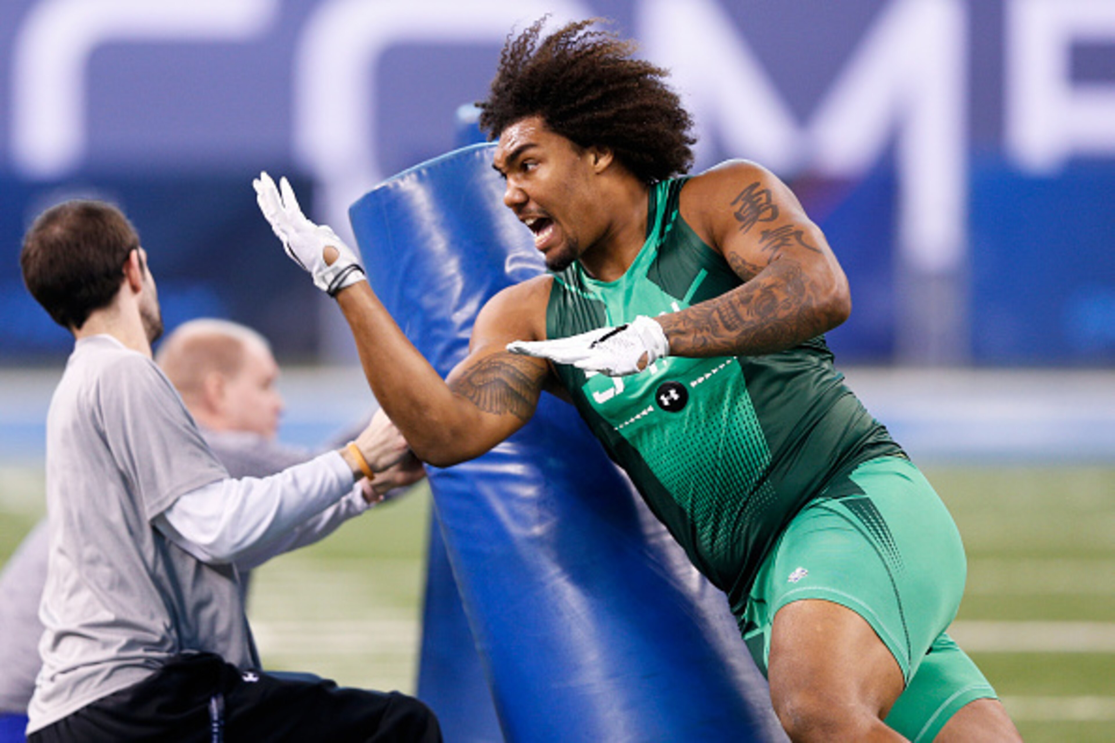 INDIANAPOLIS, IN - FEBRUARY 22: Defensive lineman Leonard Williams of USC competes during the 2015 NFL Scouting Combine at Lucas Oil Stadium on February 22, 2015 in Indianapolis, Indiana. (Photo by Joe Robbins/Getty Images) INDIANAPOLIS, IN - FEBRUARY 22: Defensive lineman Leonard Williams of USC competes during the 2015 NFL Scouting Combine at Lucas Oil Stadium on February 22, 2015 in Indianapolis, Indiana. (Photo by Joe Robbins/Getty Images)