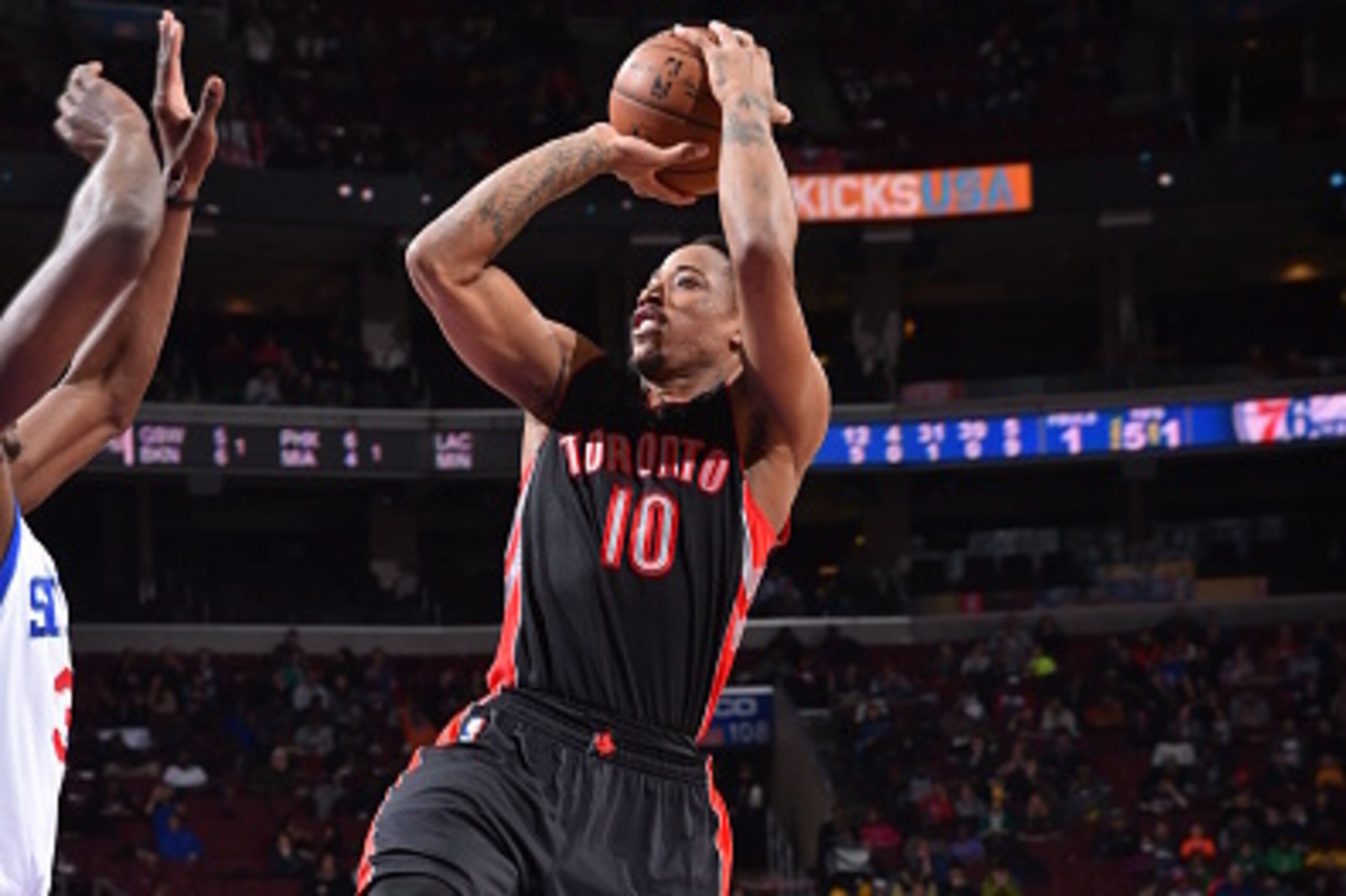 PHILADELPHIA,PA - MARCH 2: DeMar DeRozan #10 of the Toronto Raptors shoots the ball against the Philadelphia 76ers at Wells Fargo Center on March 2, 2015 in Philadelphia, Pennsylvania NOTE TO USER: User expressly acknowledges and agrees that, by downloadi PHILADELPHIA,PA - MARCH 2: DeMar DeRozan #10 of the Toronto Raptors shoots the ball against the Philadelphia 76ers at Wells Fargo Center on March 2, 2015 in Philadelphia, Pennsylvania NOTE TO USER: User expressly acknowledges and agrees that, by downloadi