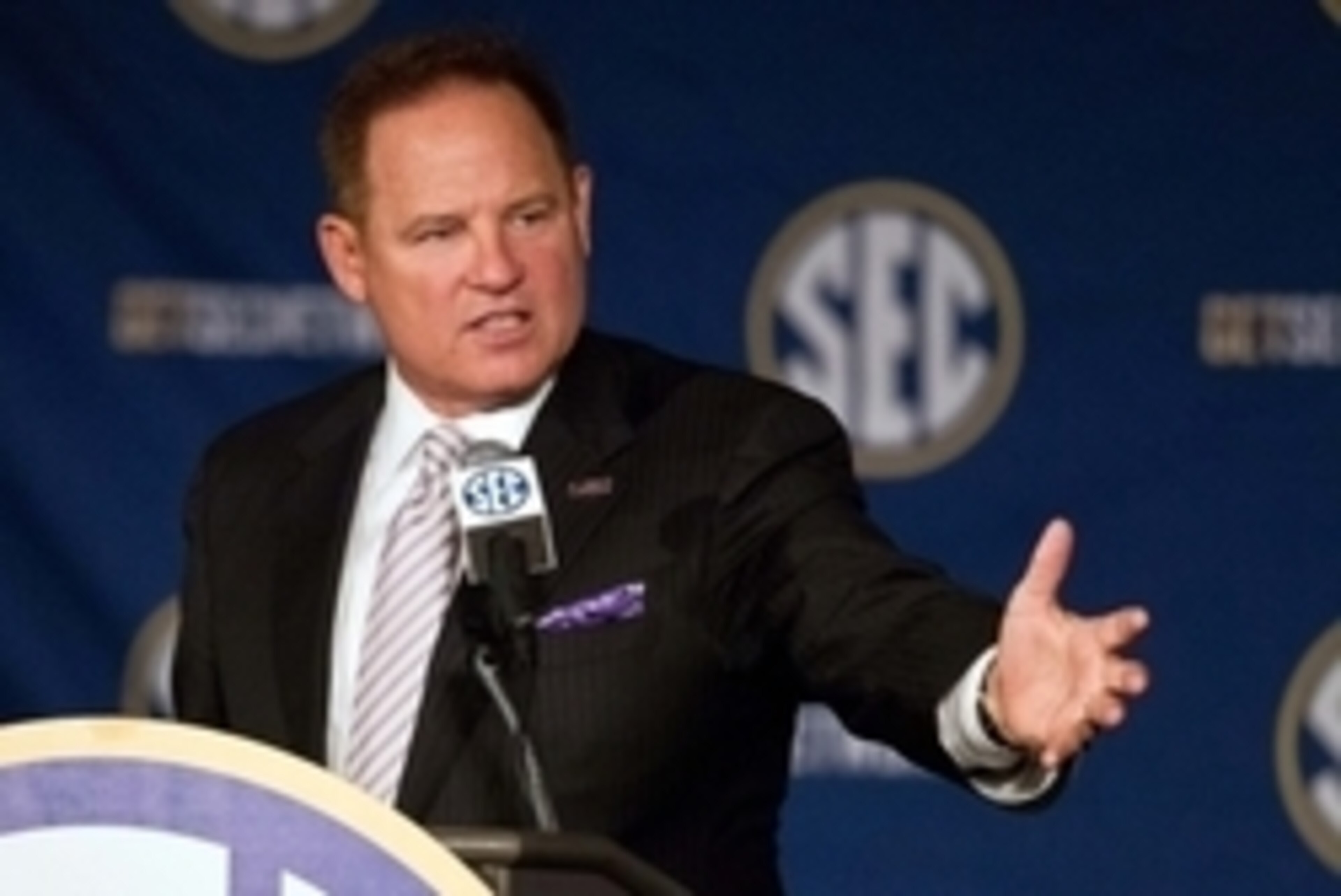 Jul 16, 2014; Hoover, AL, USA; LSU Tigers head coach Les Miles talks to the media during the SEC Football Media Days at the Wynfrey Hotel. Mandatory Credit: Marvin Gentry-USA TODAY Sports