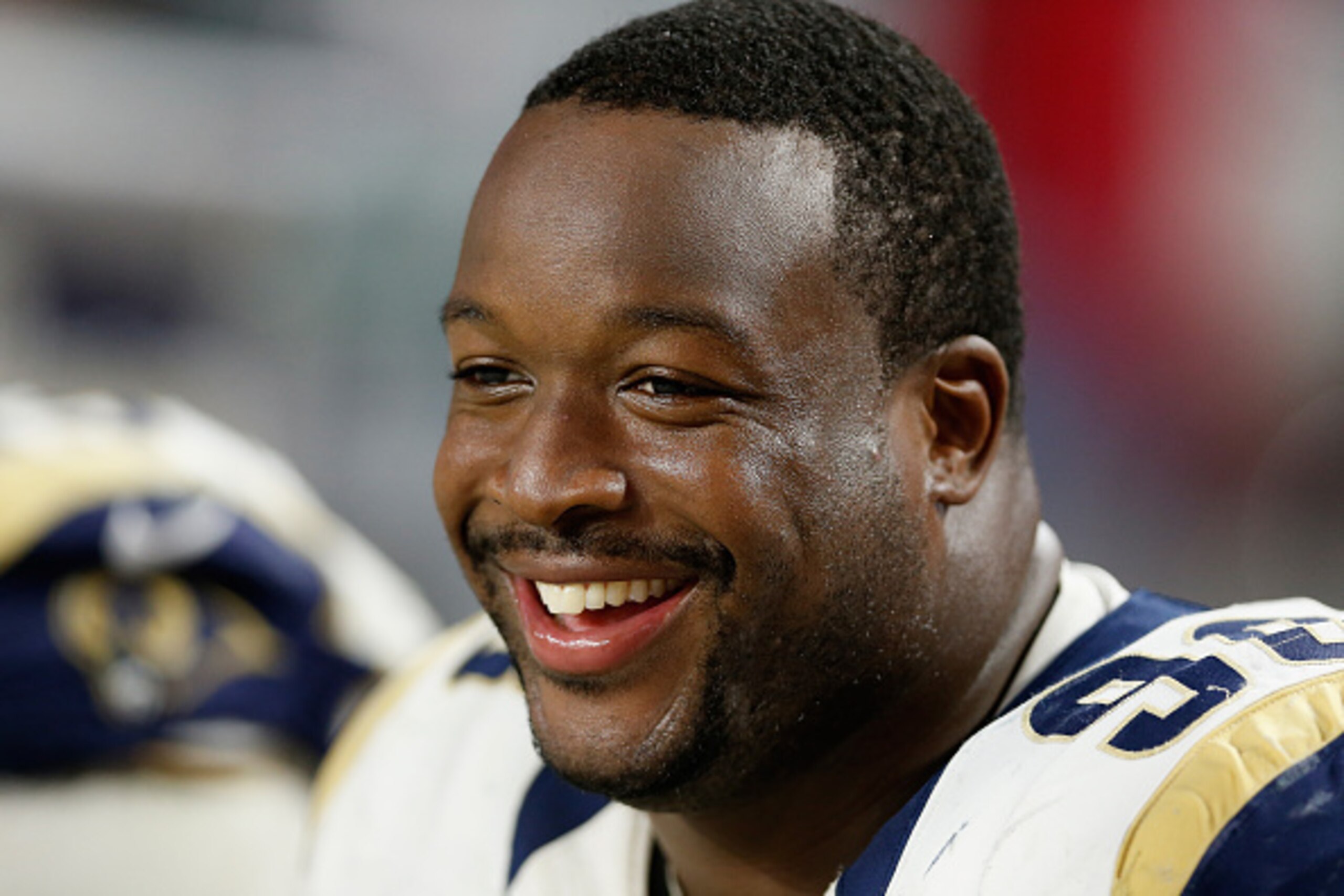 GLENDALE, AZ - NOVEMBER 09:  Defensive tackle Kendall Langford #98 of the St. Louis Rams on the bench during the NFL game against the Arizona Cardinals at the University of Phoenix Stadium on November 9, 2014 in Glendale, Arizona. The Cardinals defeated t