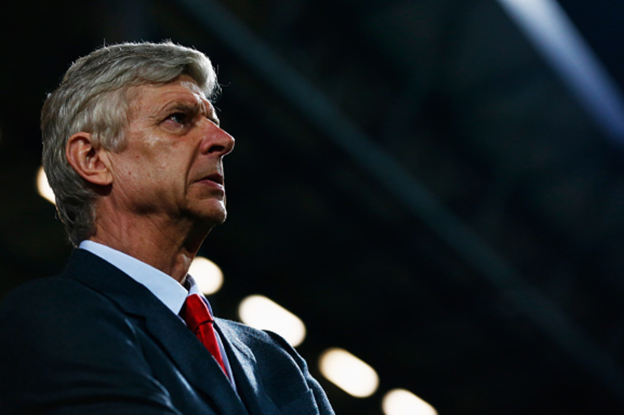 LONDON, ENGLAND - MARCH 04: Arsene Wenger manager of Arsenal looks on prior to the Barclays Premier League match between Queens Park Rangers and Arsenal at Loftus Road on March 4, 2015 in London, England. (Photo by Julian Finney/Getty Images) LONDON, ENGLAND - MARCH 04: Arsene Wenger manager of Arsenal looks on prior to the Barclays Premier League match between Queens Park Rangers and Arsenal at Loftus Road on March 4, 2015 in London, England. (Photo by Julian Finney/Getty Images)