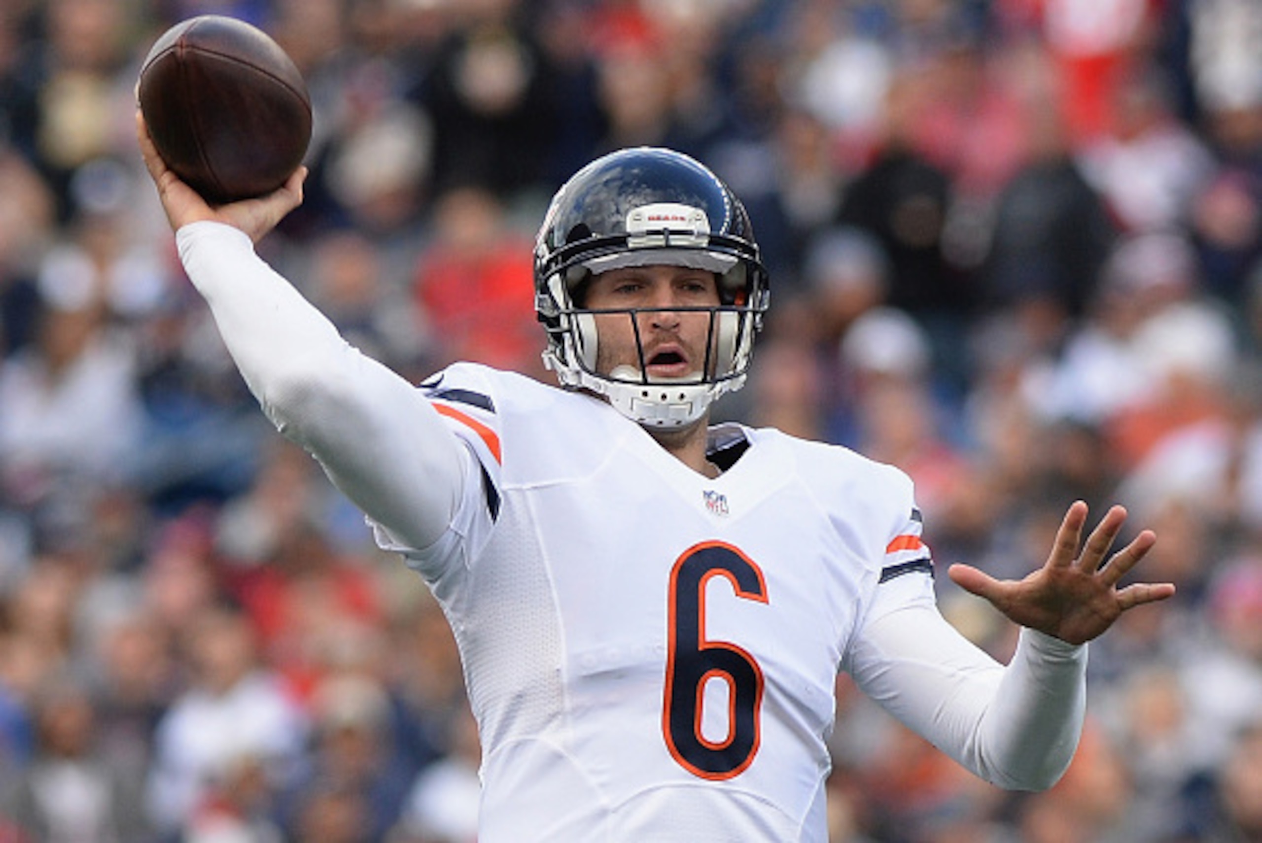 FOXBORO, MA - OCTOBER 26:  Jay Cutler #6 of the Chicago Bears passes the ball during the second quarter against the New England Patriots at Gillette Stadium on October 26, 2014 in Foxboro, Massachusetts.  (Photo by Darren McCollester/Getty Images)