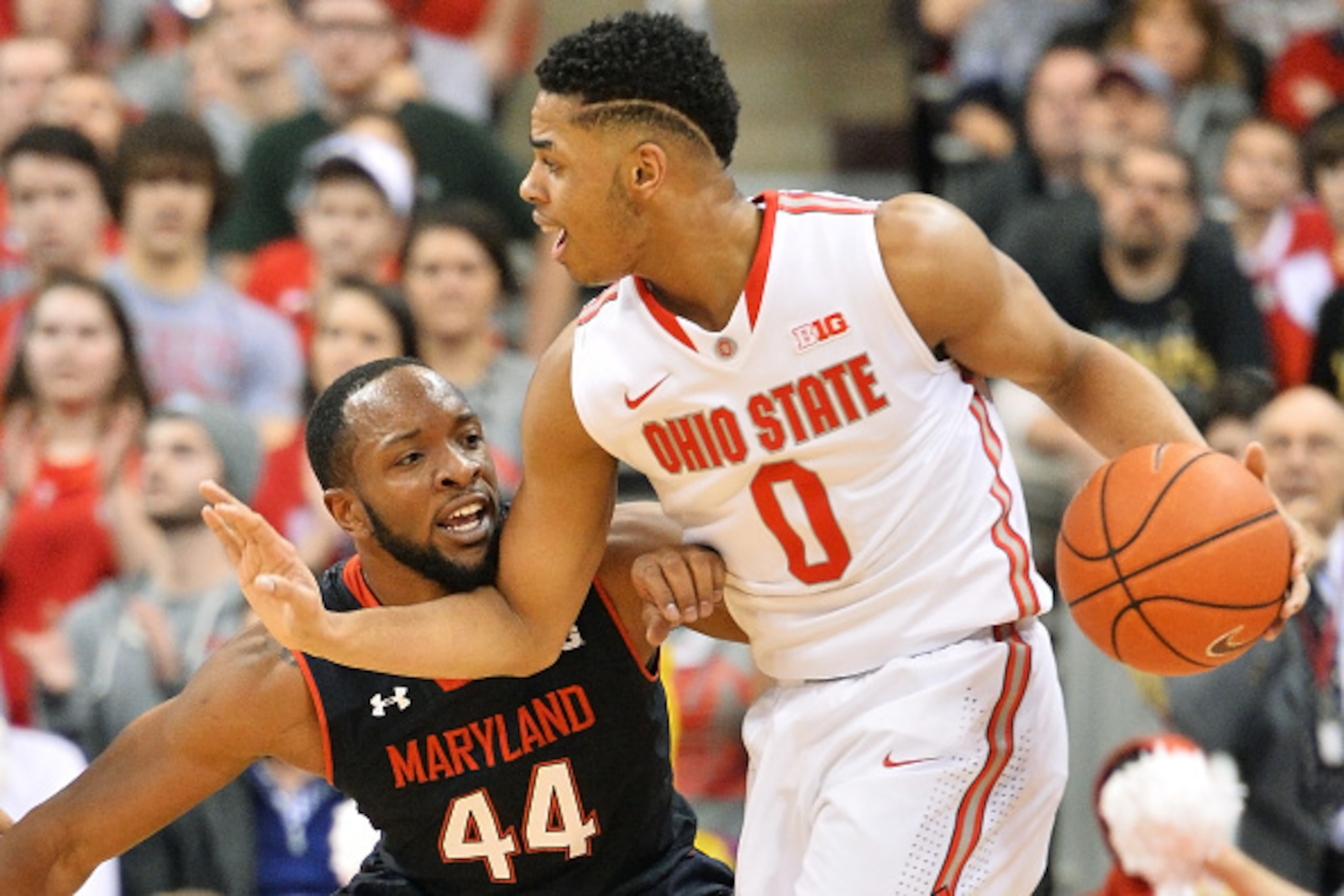COLUMBUS, OH - JANUARY 29:  Dez Wells #44 of the Maryland Terrapins defends against D'Angelo Russell #0 of the Ohio State Buckeyes in the first half on January 29, 2015 at Value City Arena in Columbus, Ohio.  (Photo by Jamie Sabau/Getty Images)