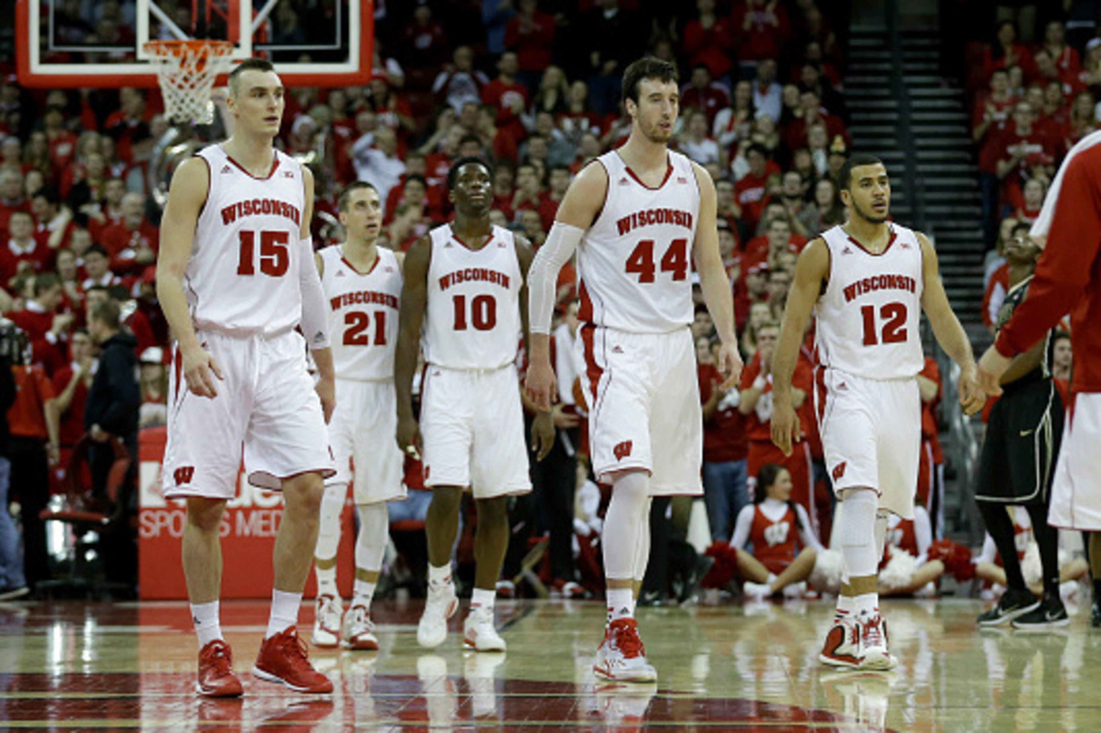 MADISON, WI - JANUARY 07: Frank Kaminsky #44 of the Wisconsin Badgers along with Sam Dekker #15, Traevon Jackson #12, Nigel Hayes #10, and Josh Gasser #21 of the Purdue Boilermakers during the second half against Wisconsin Badgers at Kohl Center on Januar