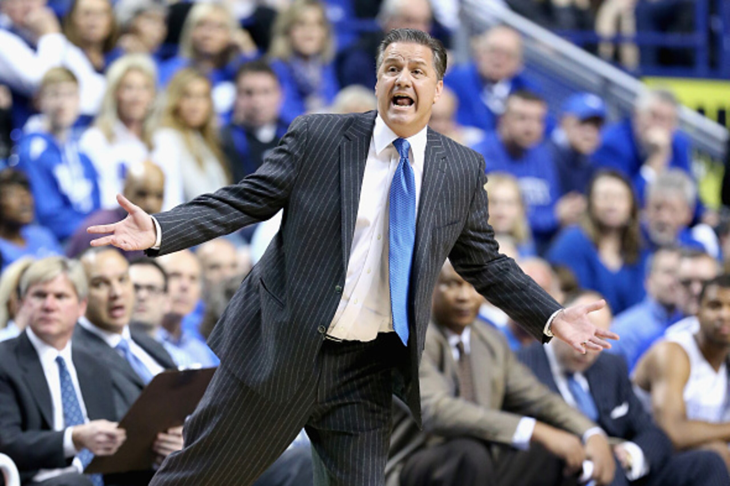 LEXINGTON, KY - MARCH 07:  Head coach John Calipari of the Kentucky Wildcats gives instructions to his team during the game against the Florida Gators at Rupp Arena on March 7, 2015 in Lexington, Kentucky.  (Photo by Andy Lyons/Getty Images)