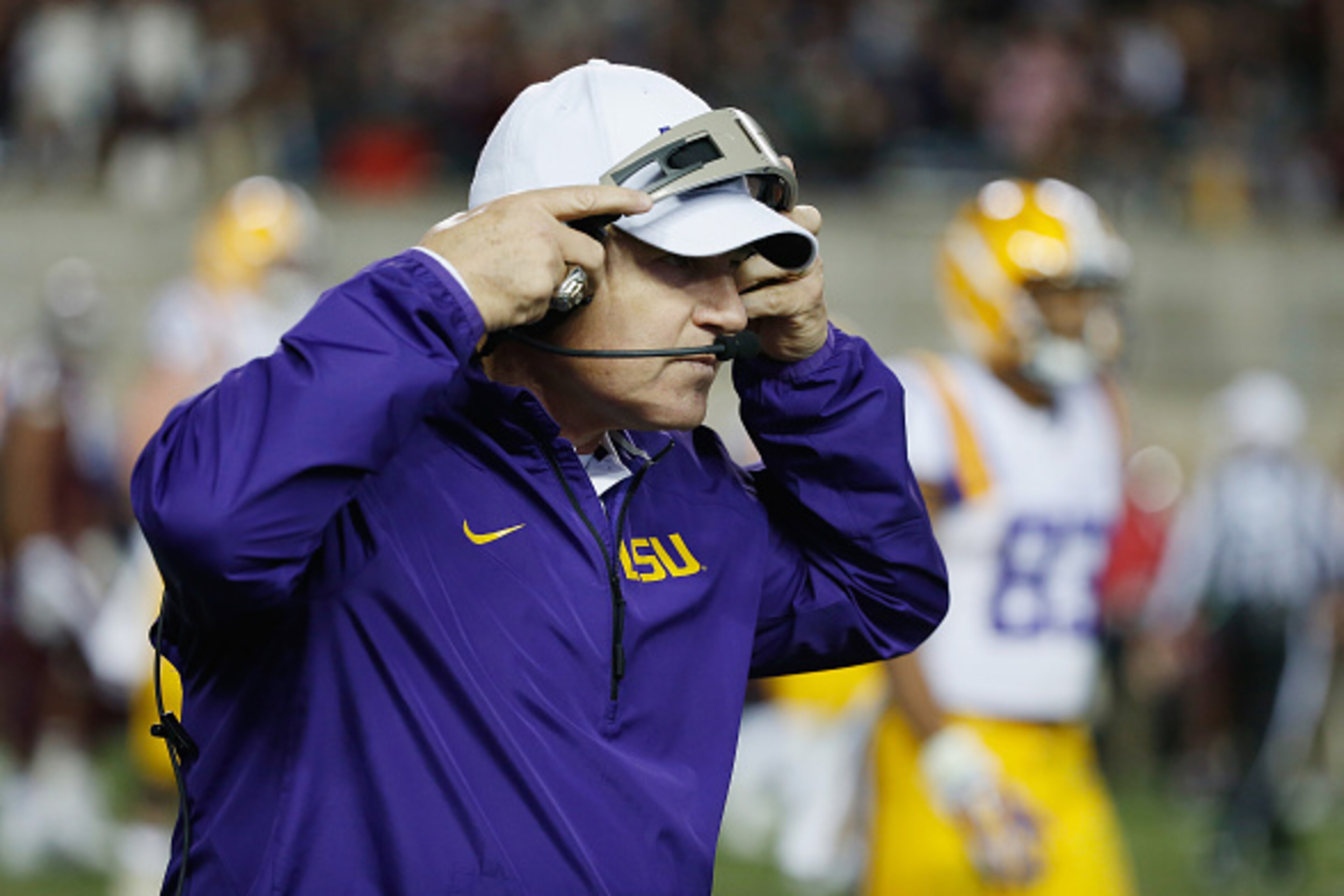 COLLEGE STATION, TX - NOVEMBER 27:  Head coach Les Miles of the LSU Tigers walks off the field in the first half of their game against the Texas A&M Aggies at Kyle Field on November 27, 2014 in College Station, Texas.  (Photo by Scott Halleran/Getty Image