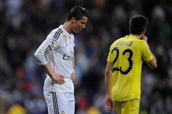 MADRID, SPAIN - MARCH 01:  Cristiano Ronaldo of Real Madrid reacts after Real drew 1-1 with Villarreal during the La Liga match between Real Madrid and Villarreal at Estadio Santiago Bernabeu on March 1, 2015 in Madrid, Spain.  (Photo by Denis Doyle/Getty