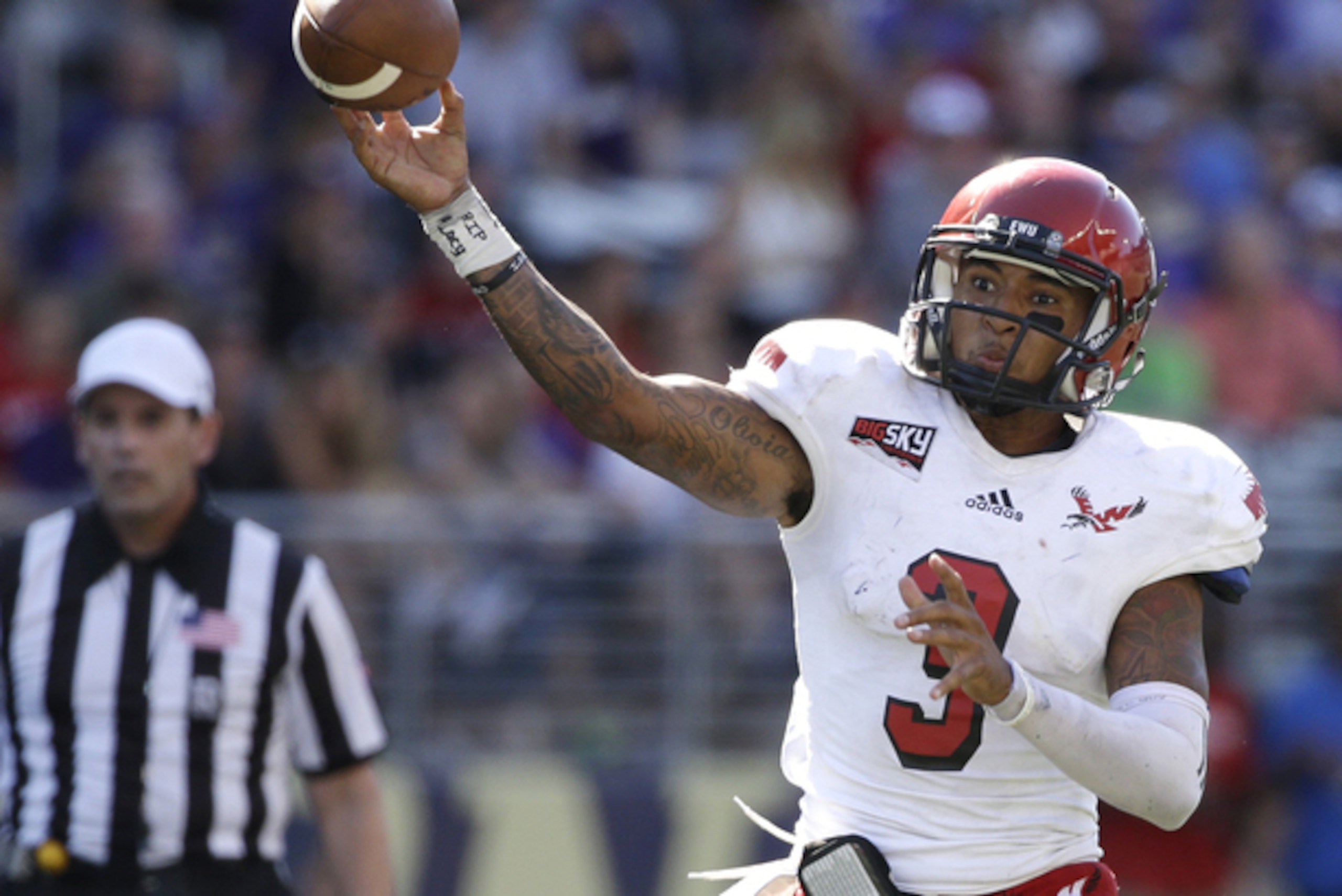 Oregon QB Vernon Adams Jr. Oregon QB Vernon Adams Jr.