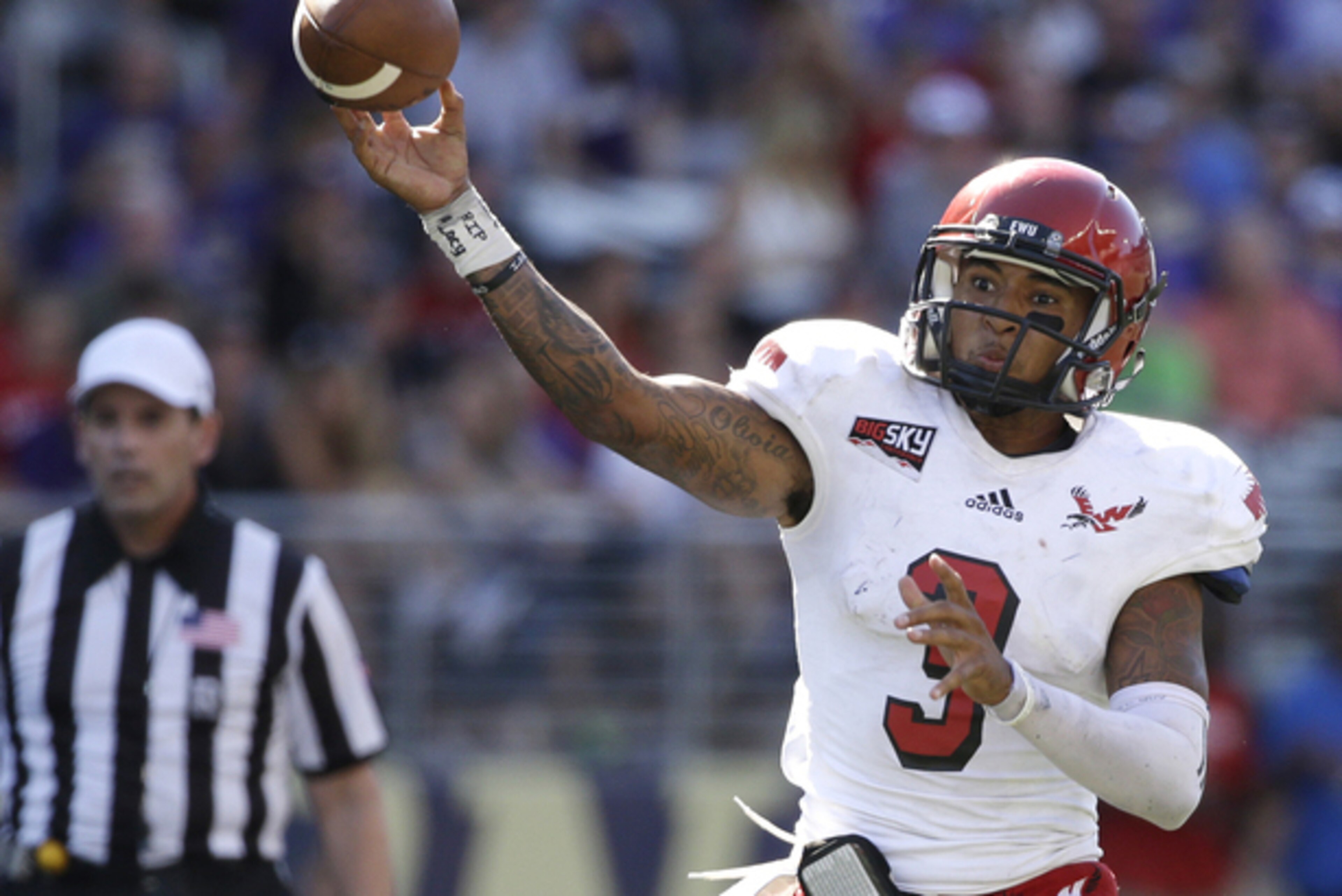 Oregon QB Vernon Adams Jr. Oregon QB Vernon Adams Jr.