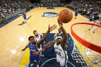 MEMPHIS, TN - FEBRUARY 27:  Zach Randolph #50 of the Memphis Grizzlies goes to the basket DeAndre Jordan #6 of the Los Angeles Clippers on February 27, 2015 at the FedExForum in Memphis, Tennessee.  NOTE TO USER: User expressly acknowledges and agrees tha